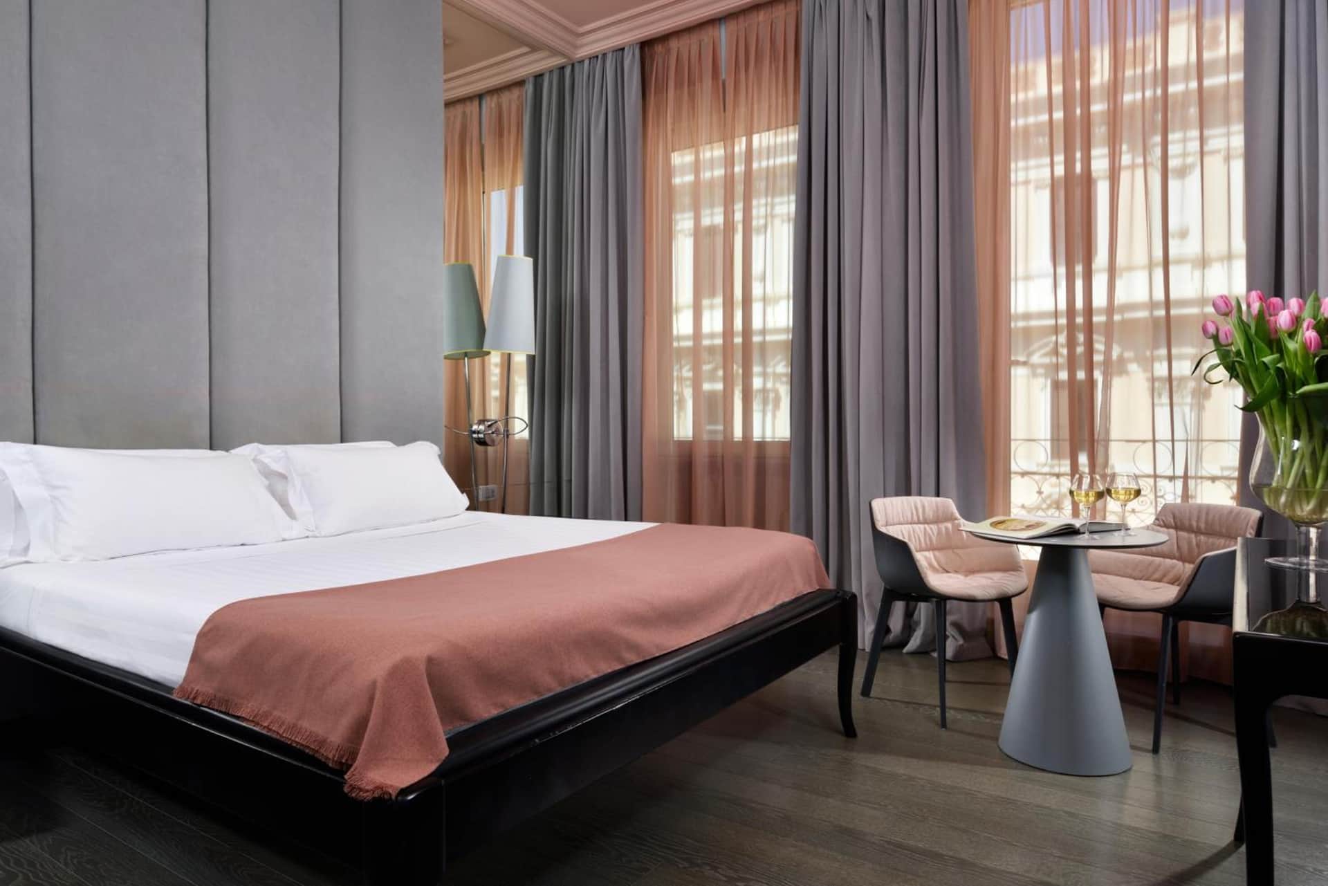 Leon's Place Hotel