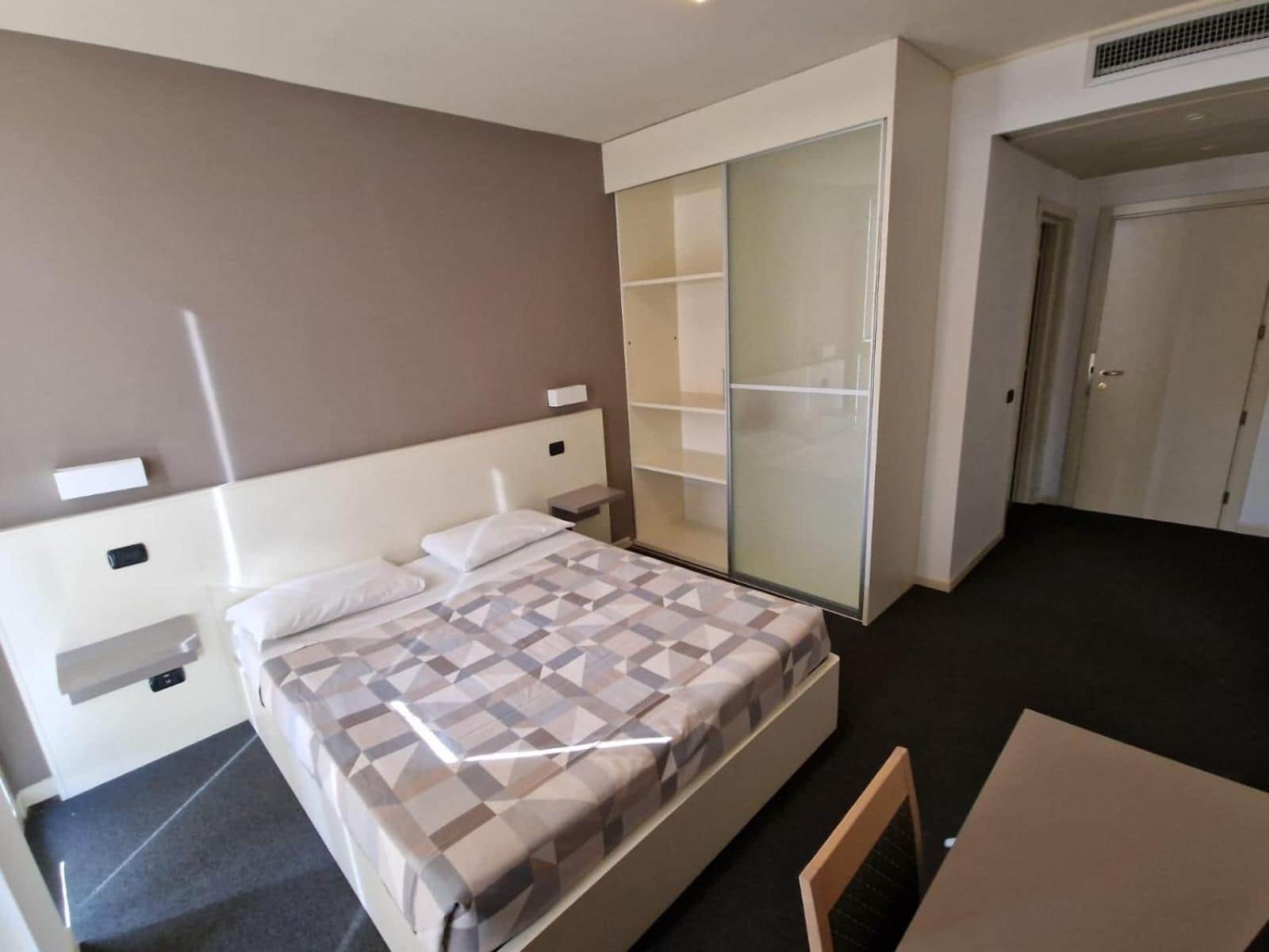 Hotel Giallo