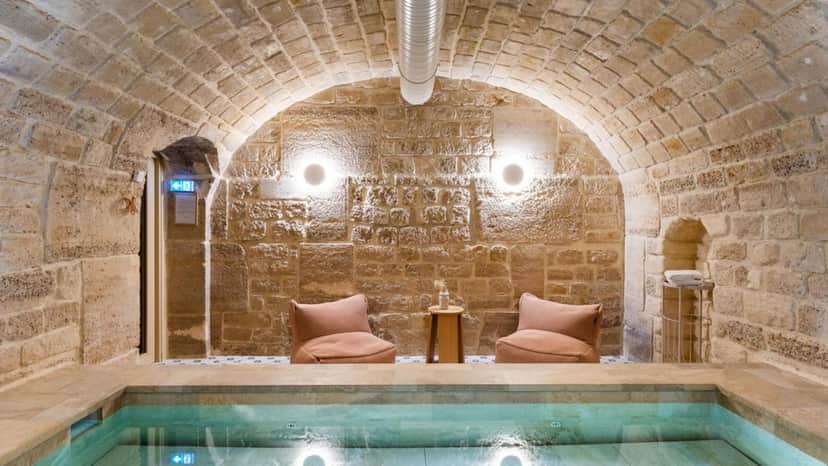 Le Petit Beaumarchais Hotel & Spa