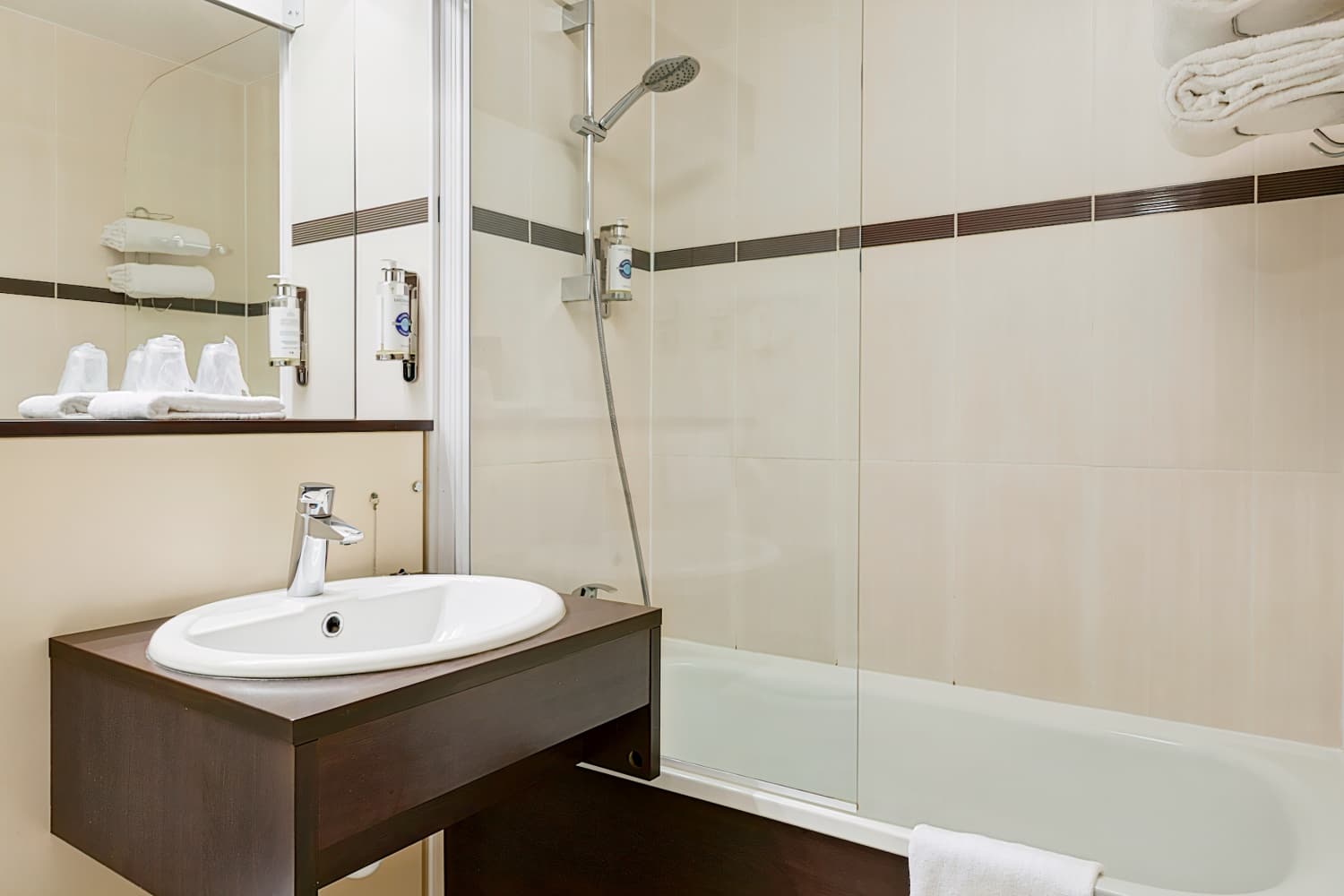 Comfort Hotel Orleans Saran