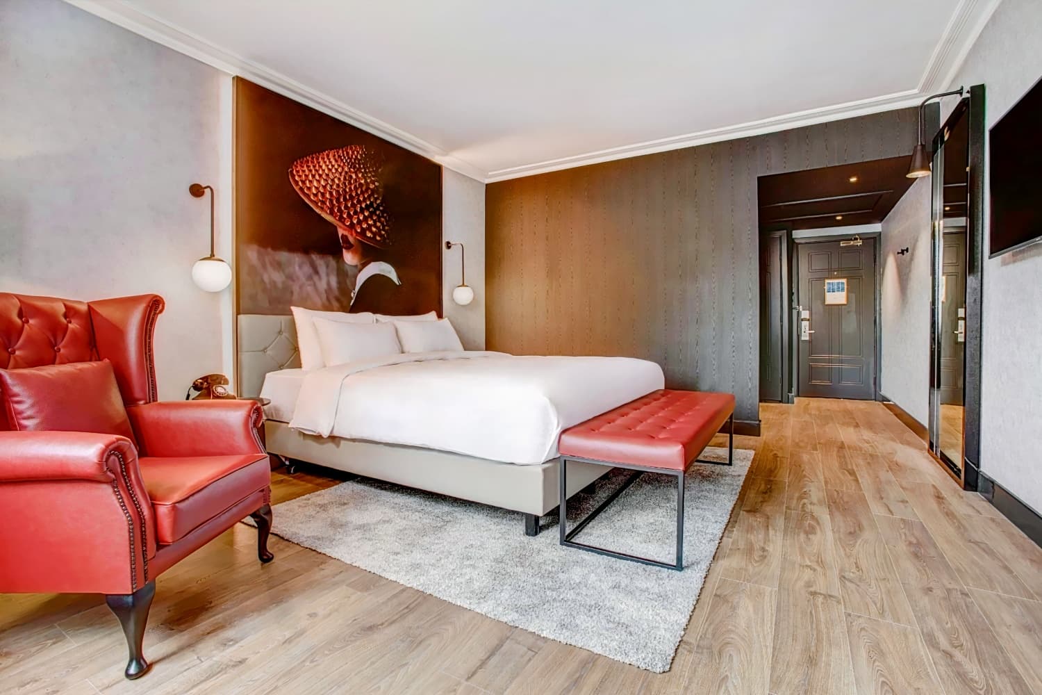 Radisson RED Heathrow