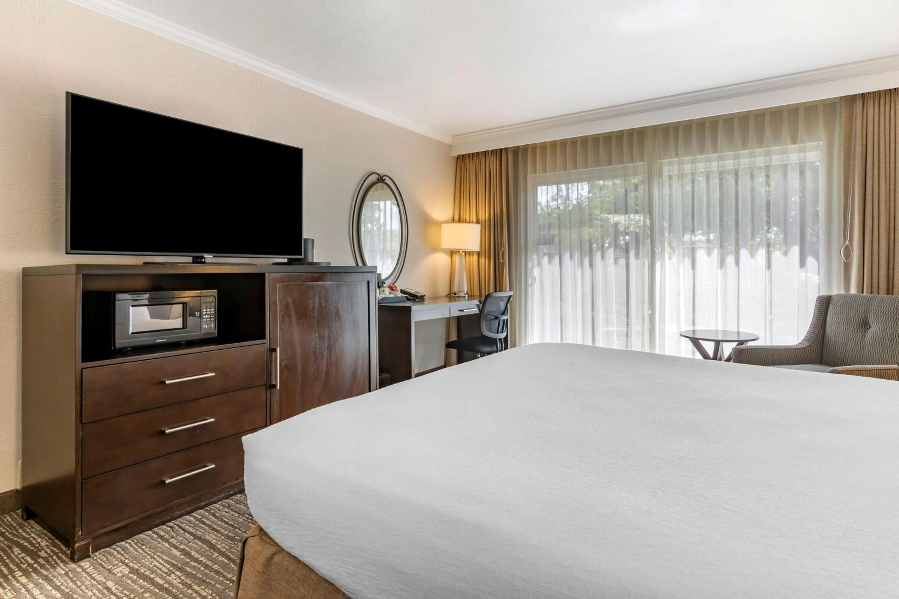 Best Western Plus Garden Court Inn