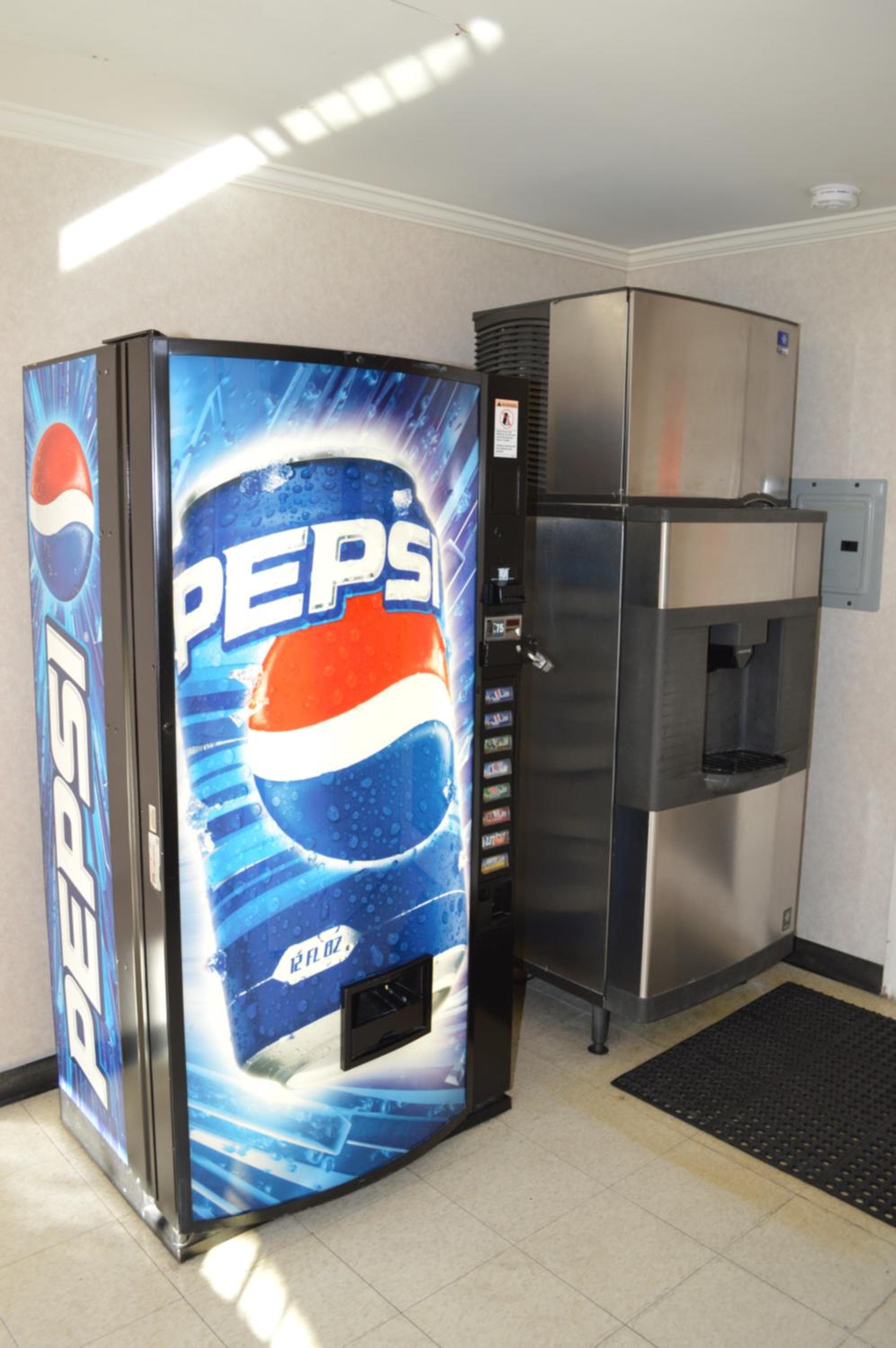 Dynasty Suites Redlands