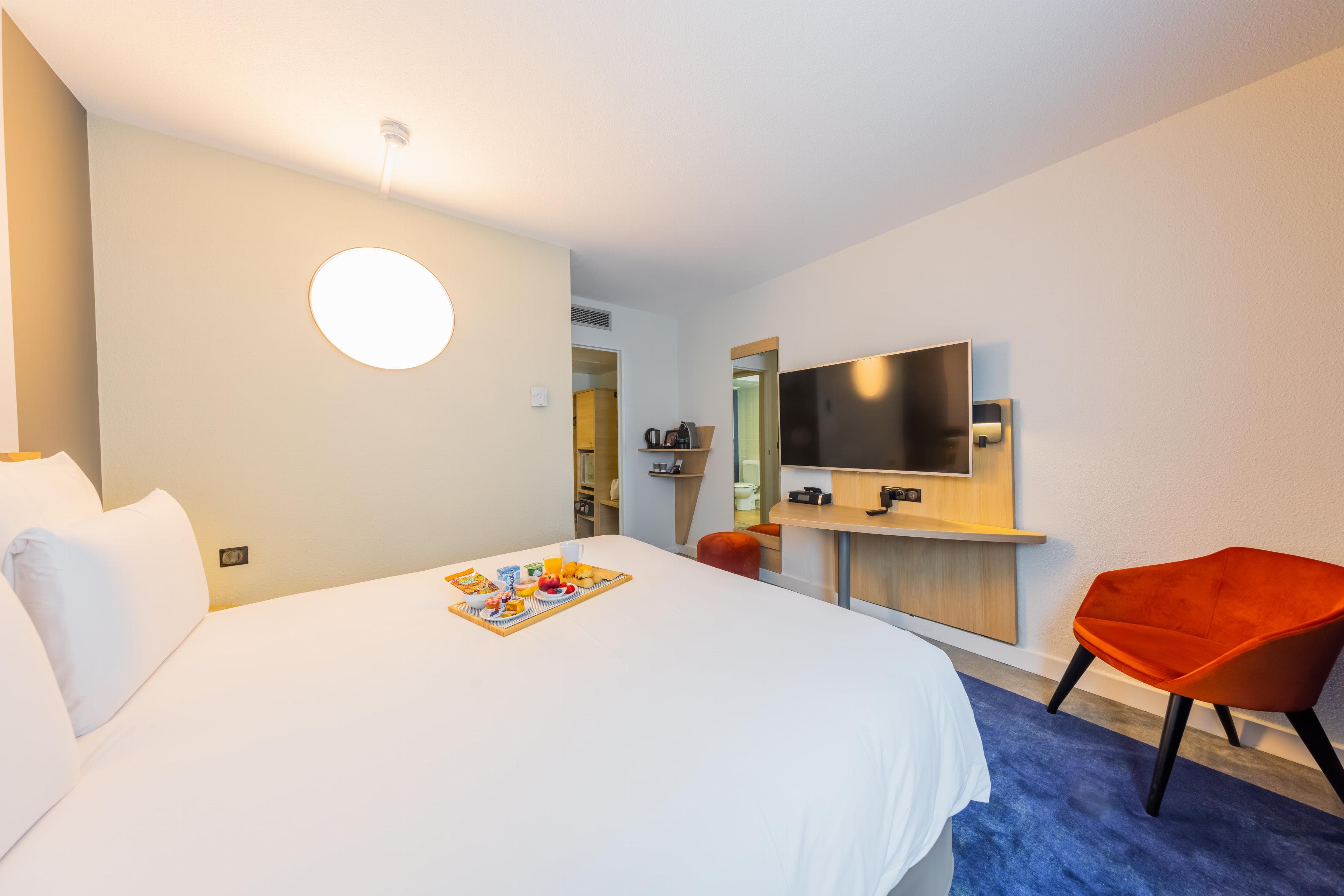 Mercure Paris Massy Gare TGV Hotel