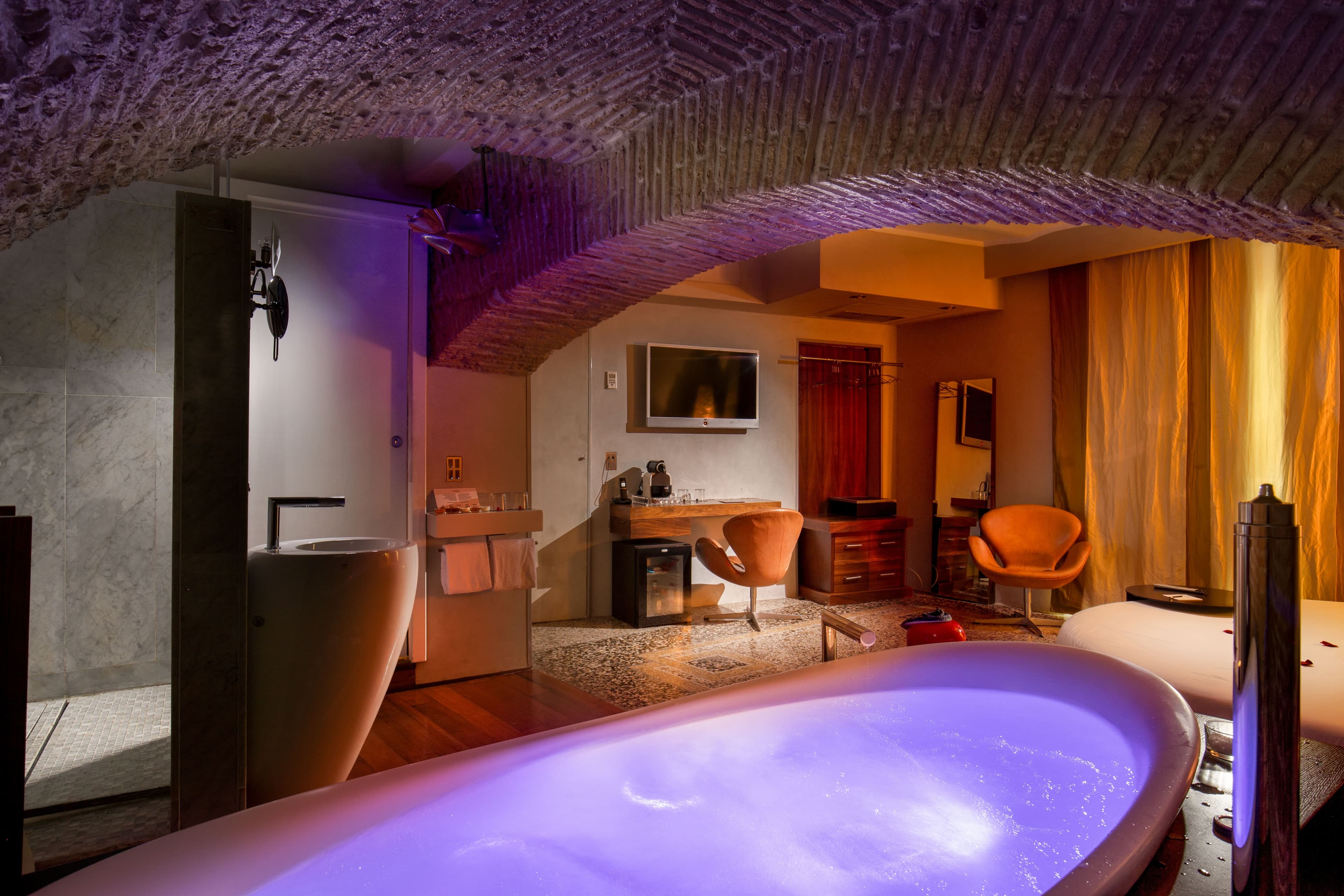 Suite Sistina For Brave Lovers