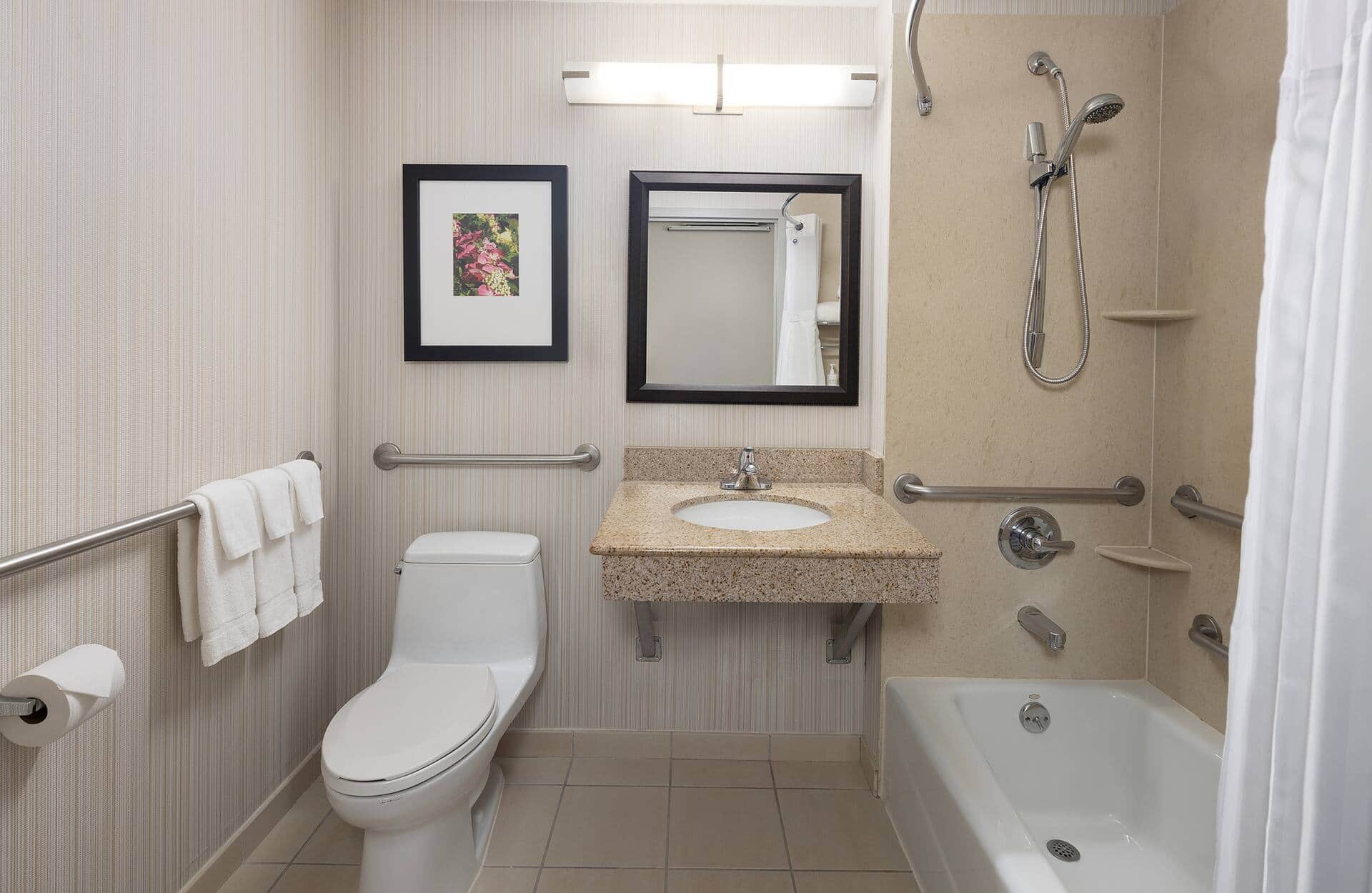 Hilton Garden Inn Queens / JFK Airport