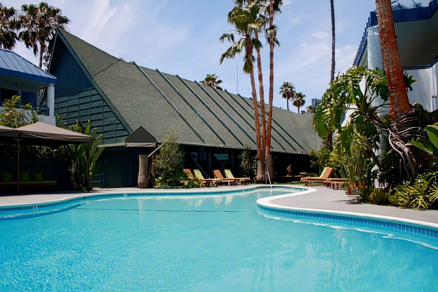 Hotel Current Long Beach