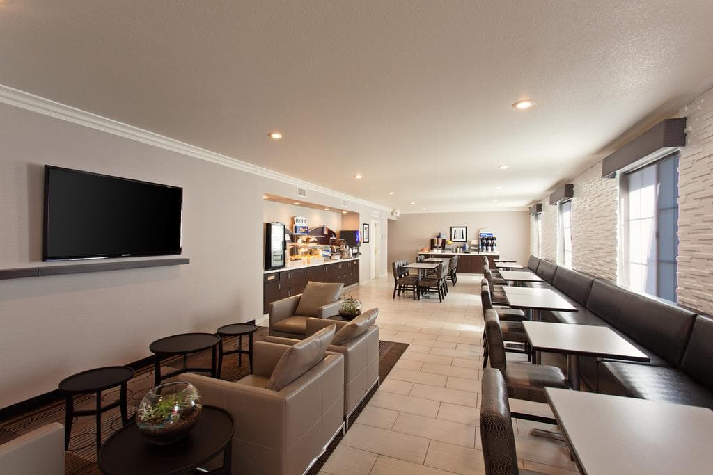 Holiday Inn Express Lancaster