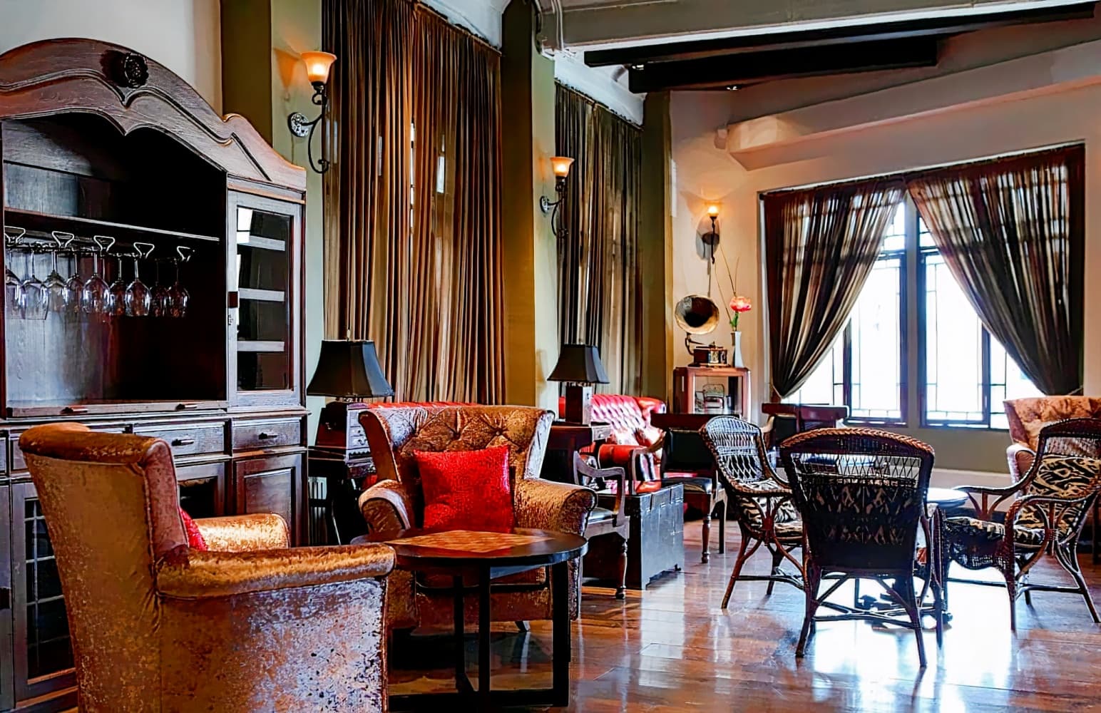 Shanghai Mansion Bangkok Hotel