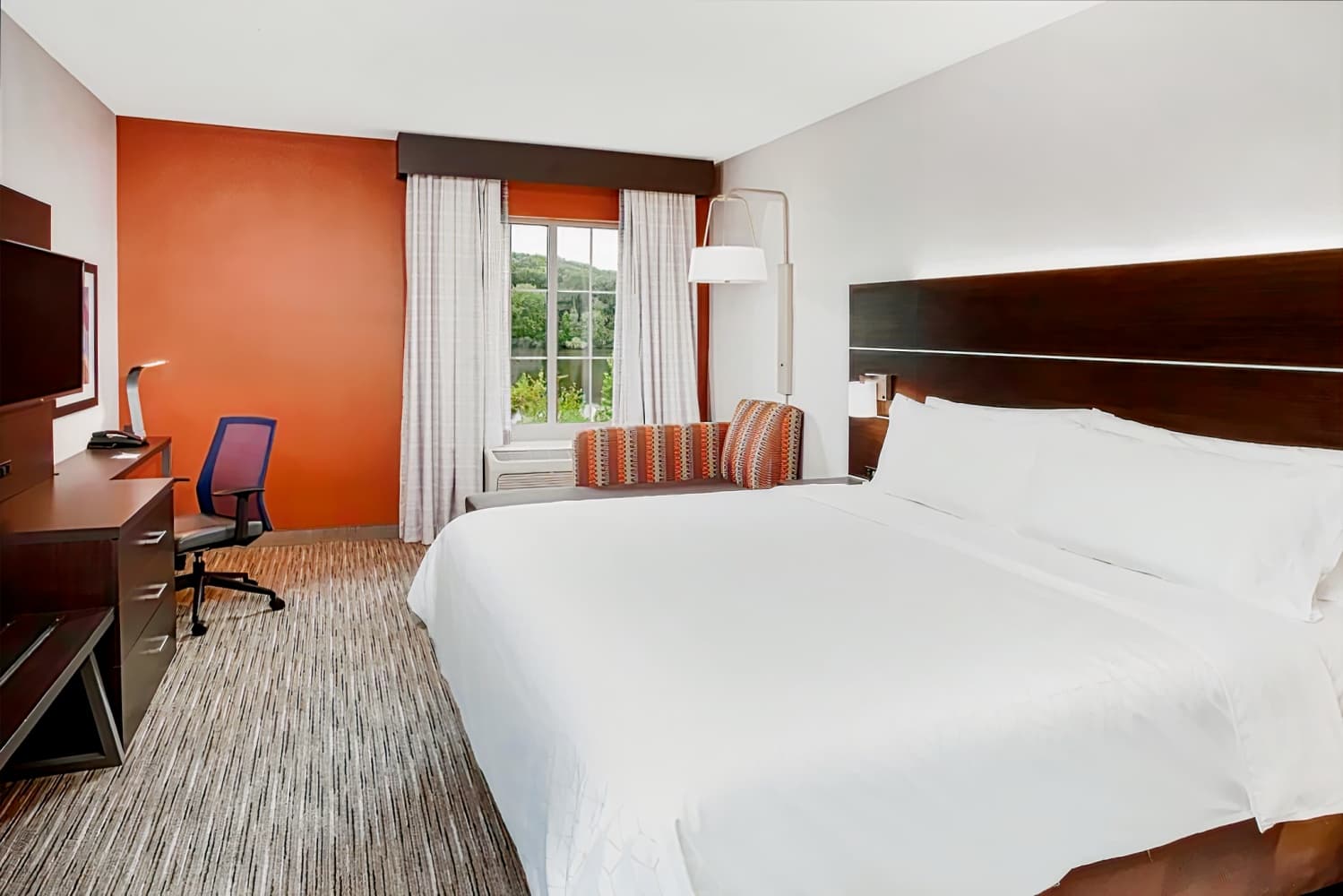Holiday inn Express Haskell-Wayne Area, an IHG Hotel