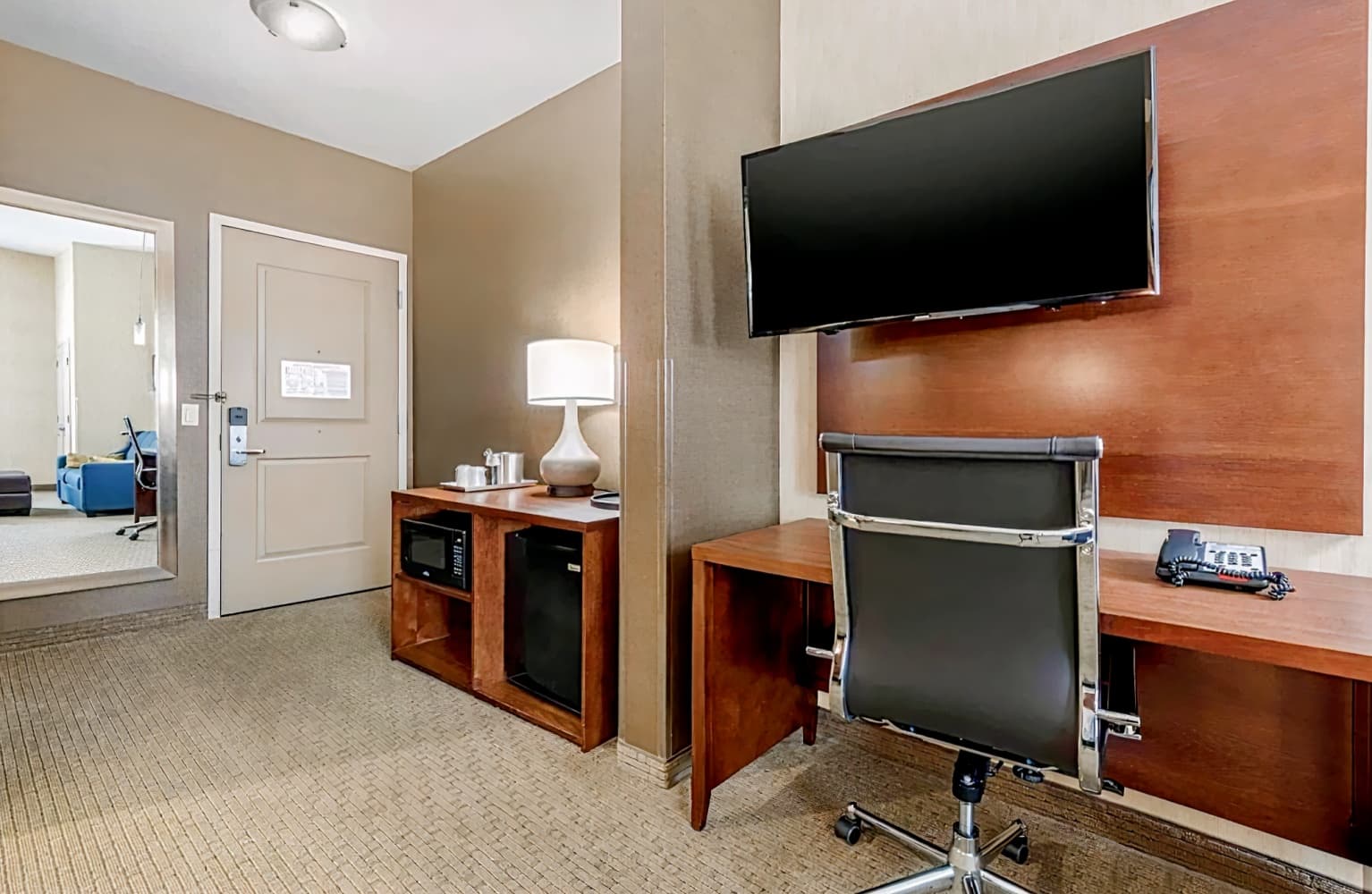 Comfort Suites Near City of Industry - Los Angeles