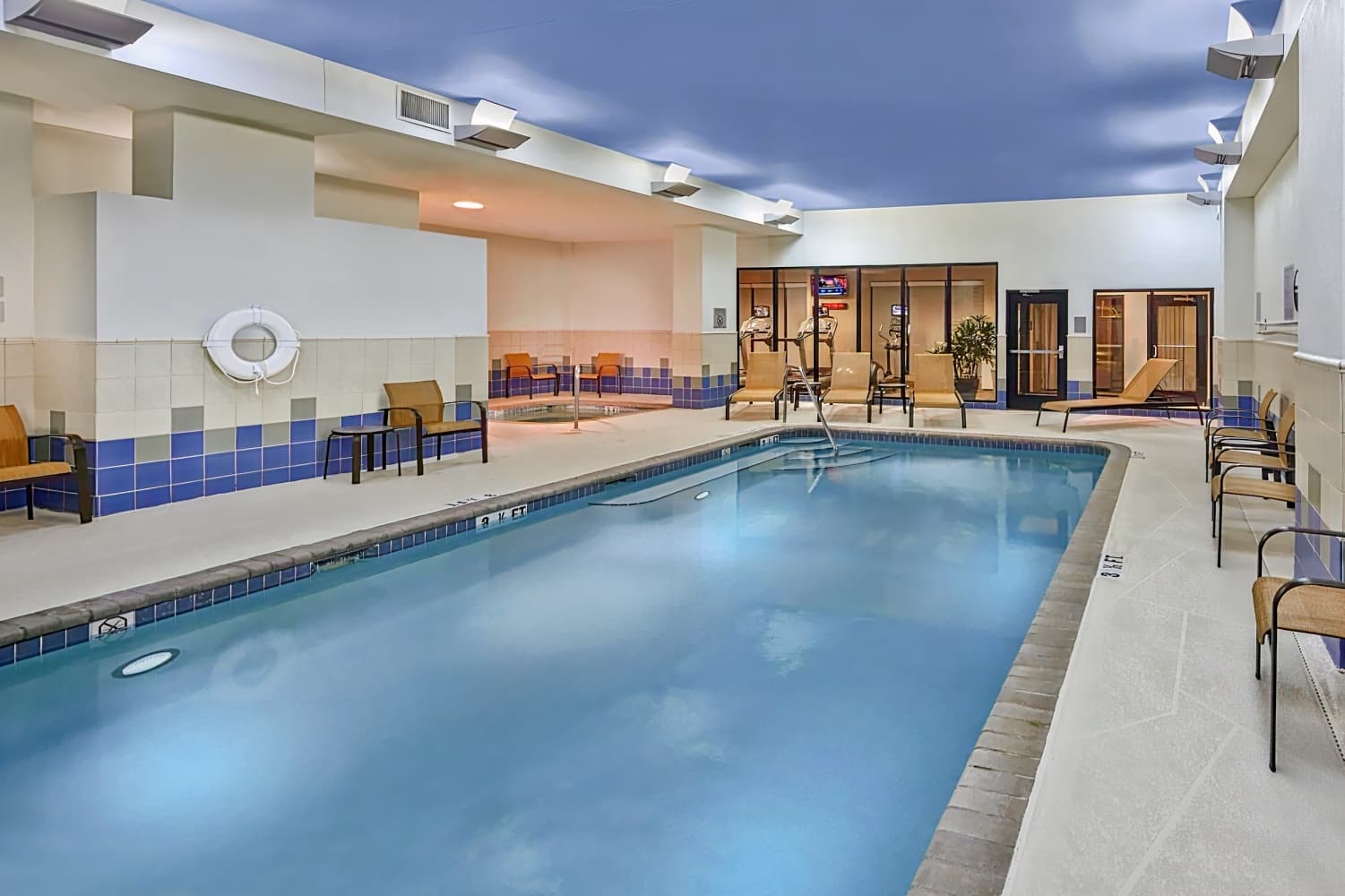 Courtyard by Marriott St. Petersburg Downtown