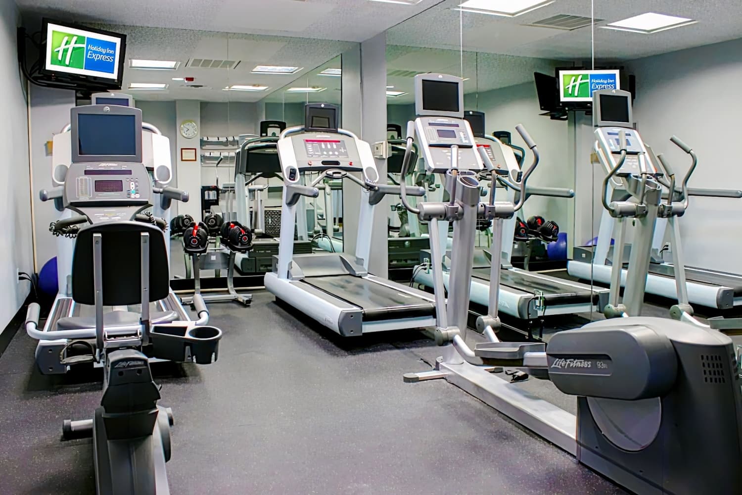 Holiday Inn Express Van Nuys