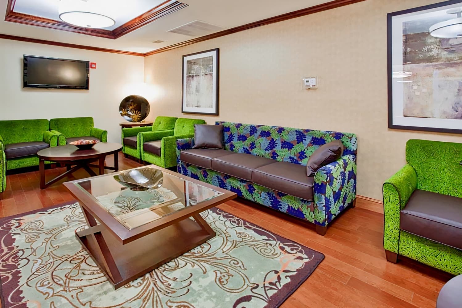 Holiday Inn Express North Fredericksburg