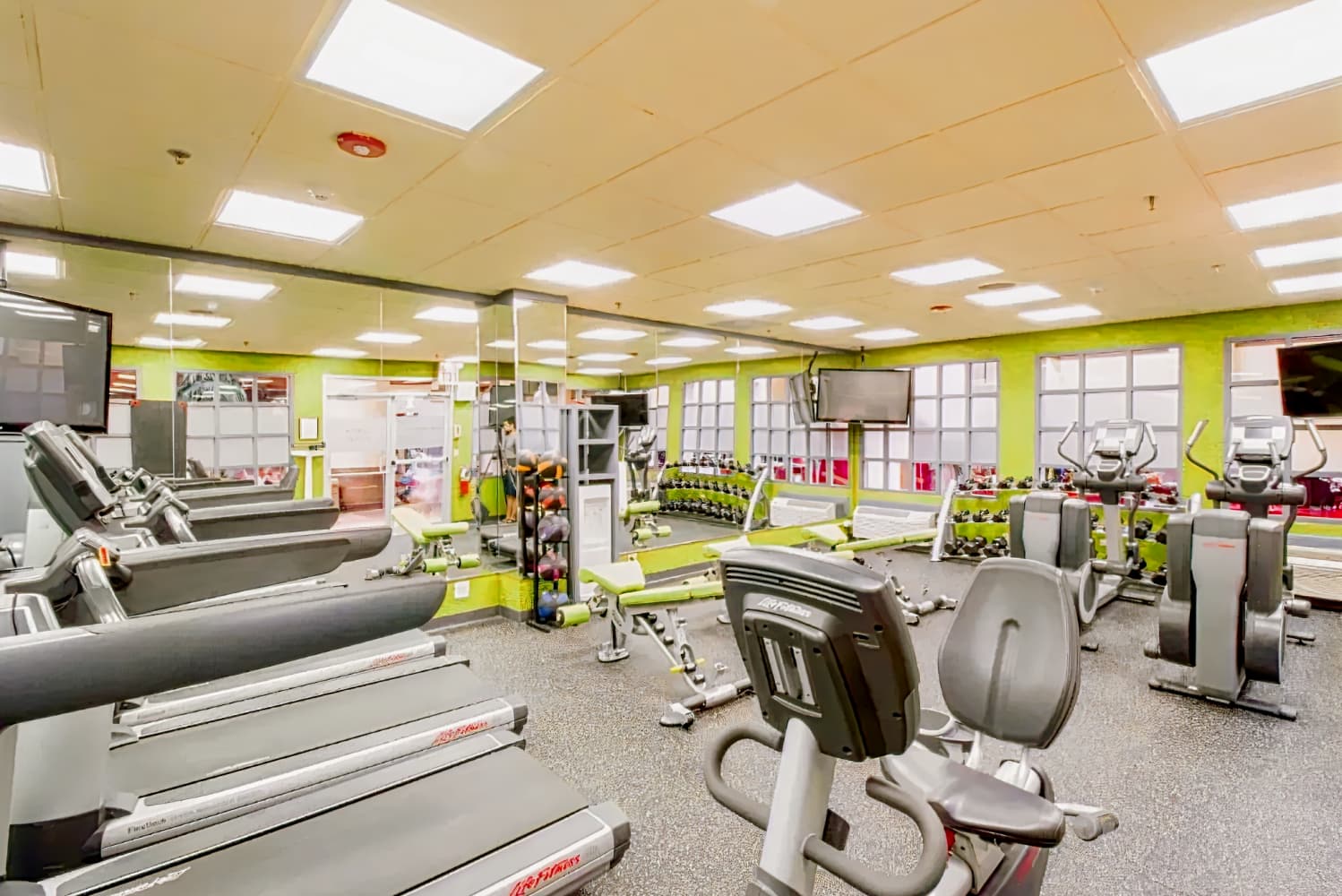 Holiday Inn Chicago North Shore