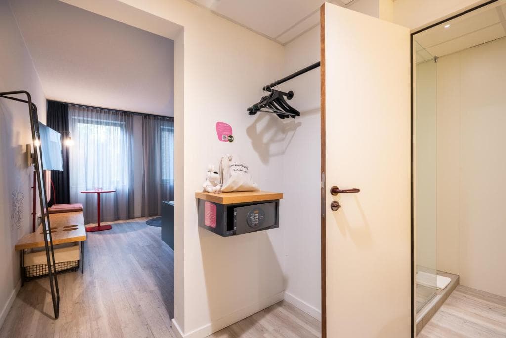 B&B HOTEL Brussels Centre Louise