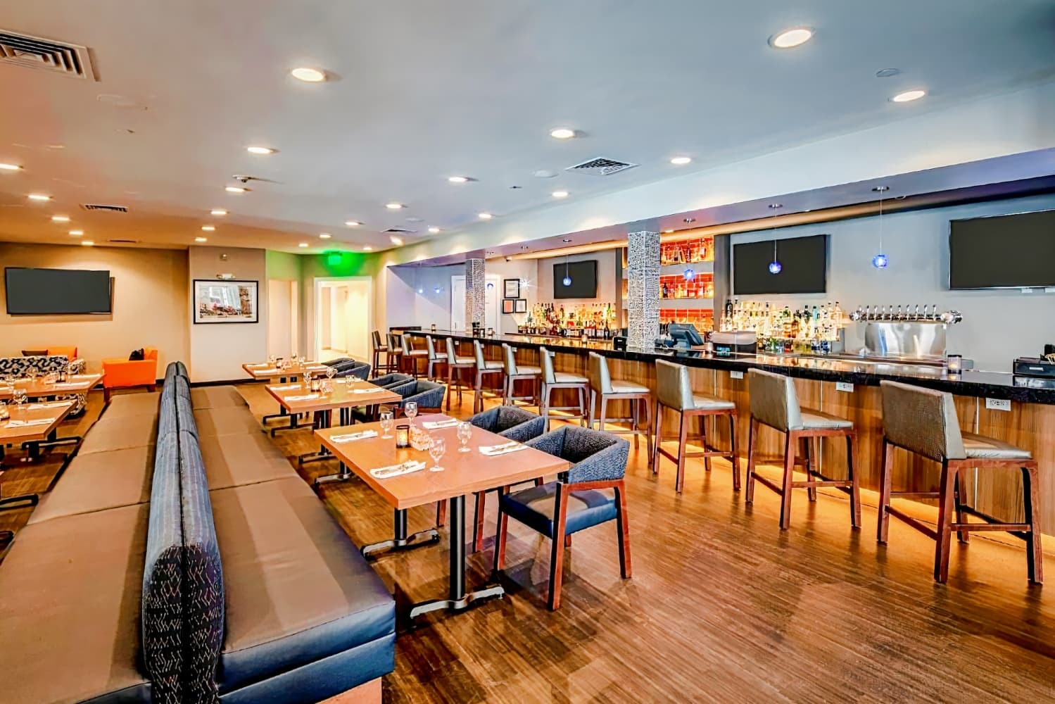 Collegian Hotel & Suites, Trademark Collection by Wyndham