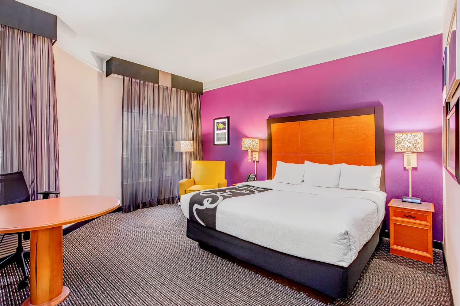 La Quinta Inn & Suites by Wyndham Raleigh Durham Airport