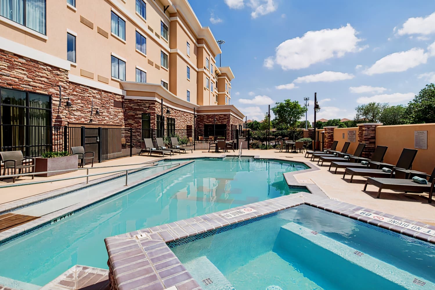 Courtyard by Marriott Lubbock Downtown/University Area