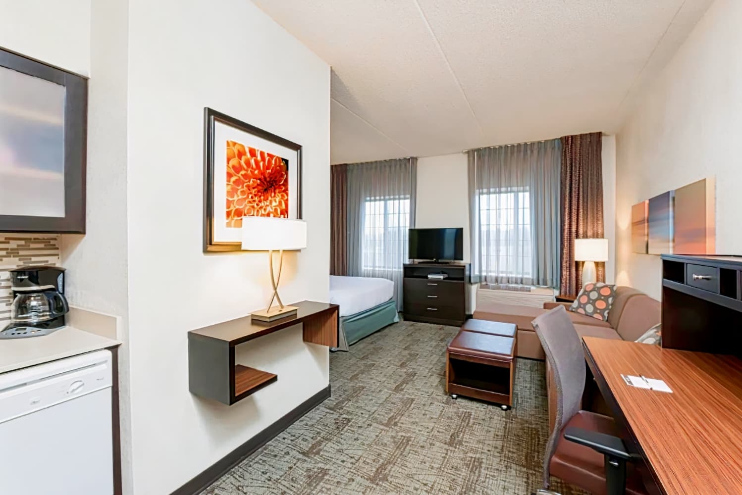 Staybridge Suites Chicago-Oakbrook Terrace, an IHG Hotel