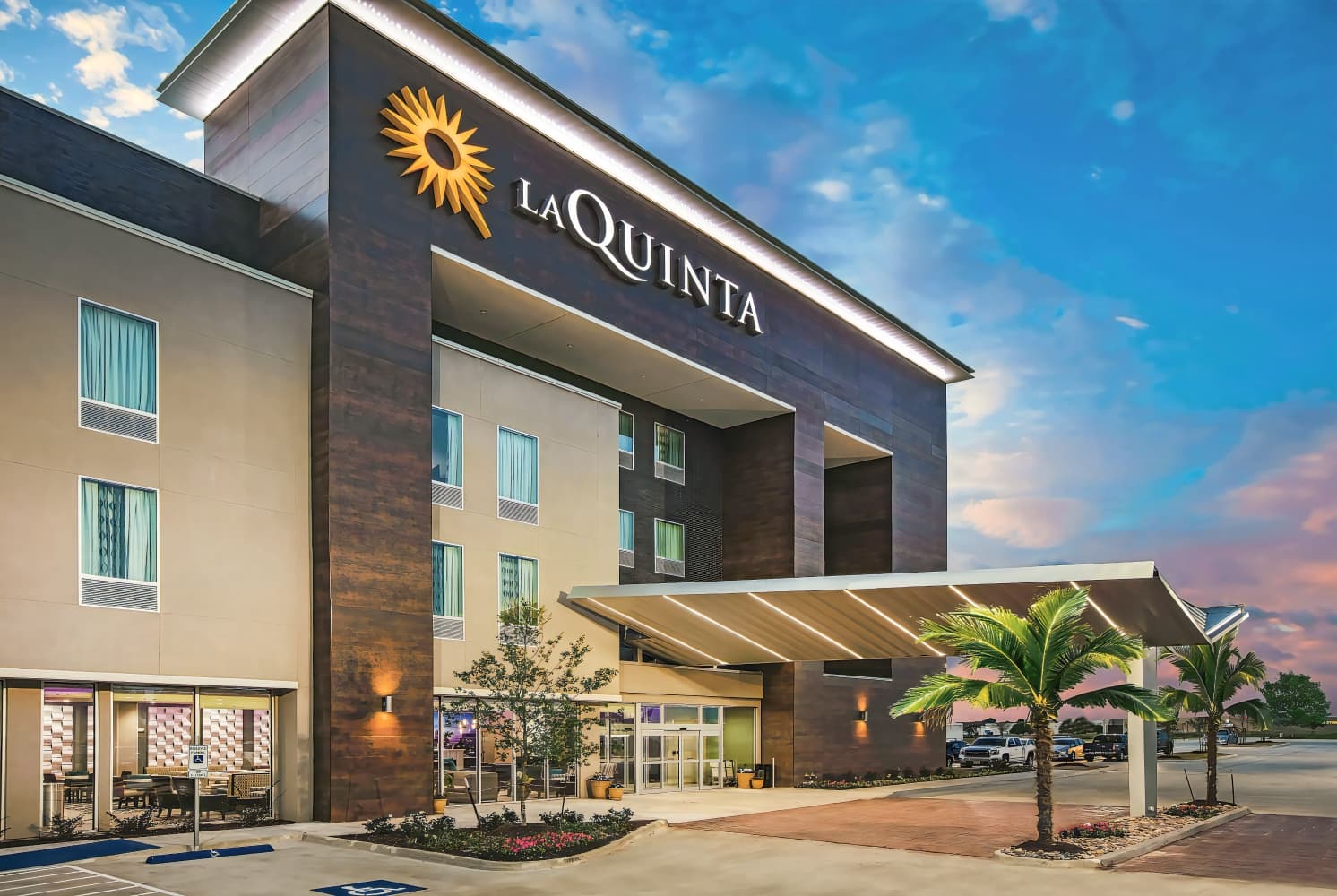 La Quinta Inn and Suites Dallas Plano - The Colony