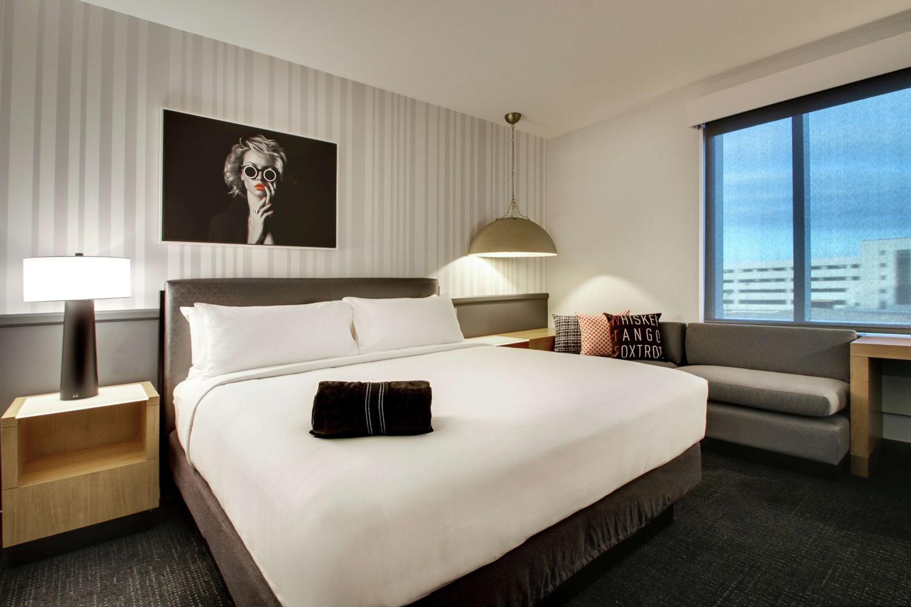 The Rose Hotel Chicago O'hare Tapestry Collection by Hilton