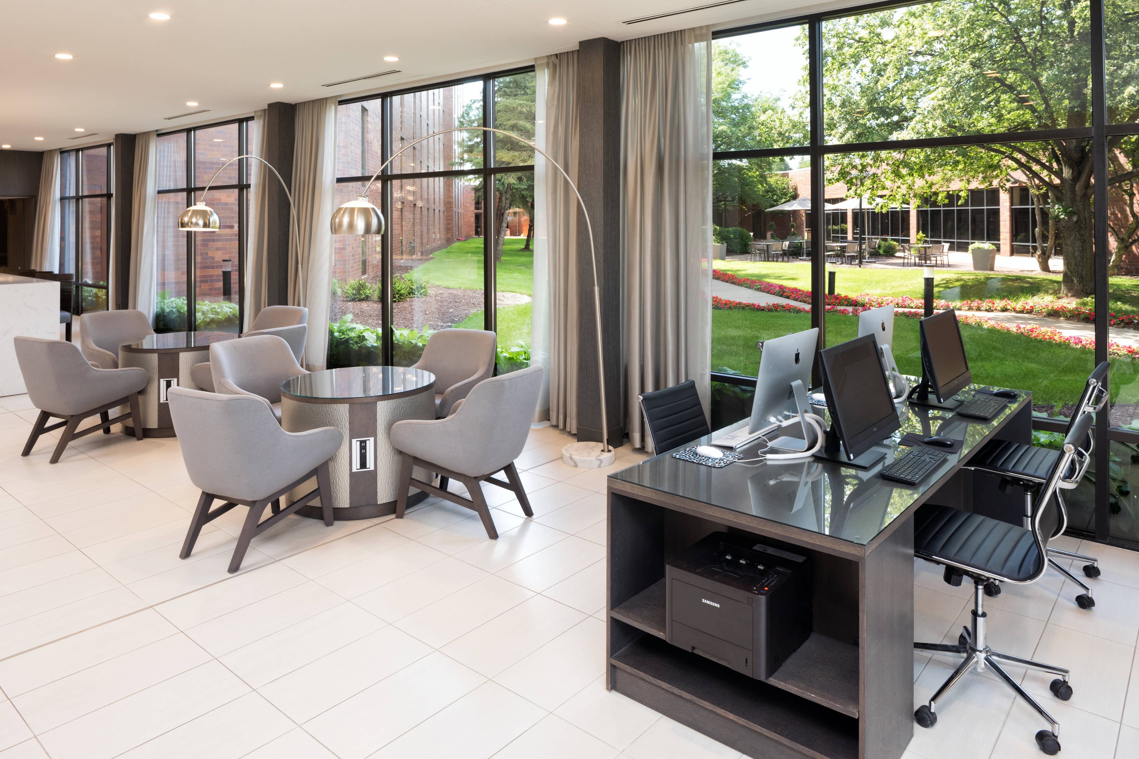 Delta Hotels by Marriott Minneapolis Northeast