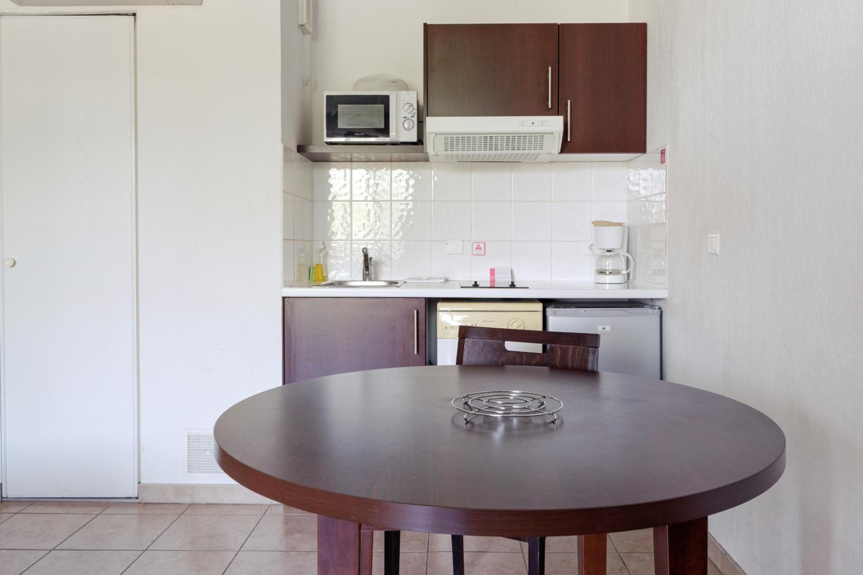 Zenitude Hôtel-Résidences Toulon Six Fours