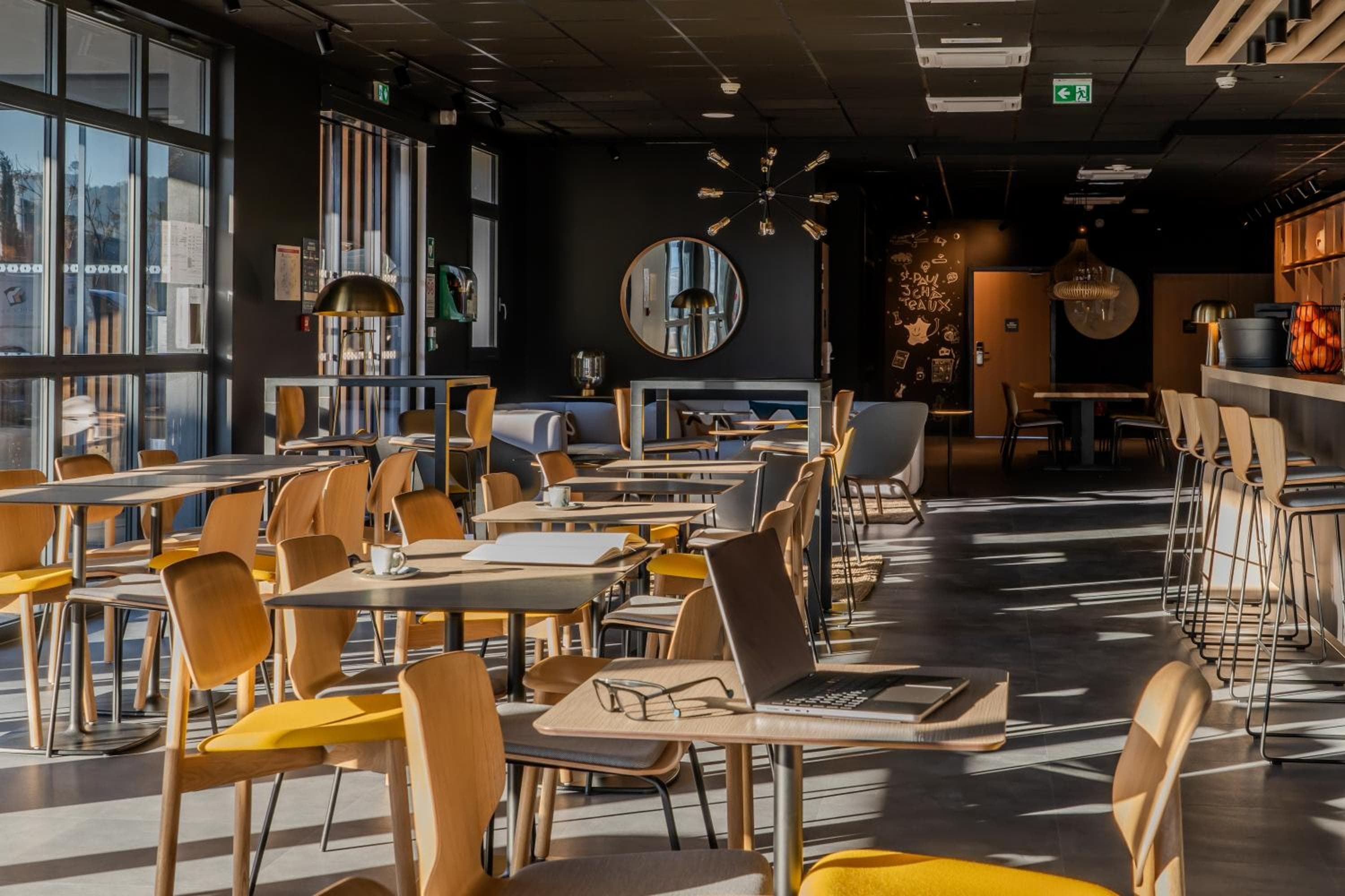 Ibis Saint Paul Trois Chateaux