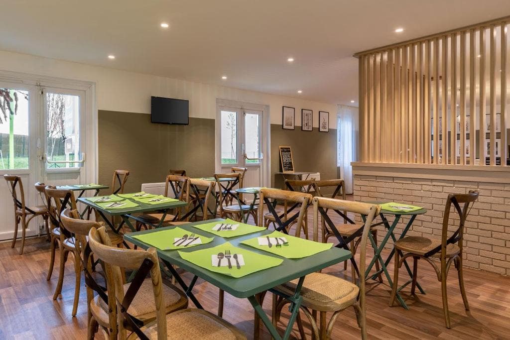 Sure Hotel by Best Western Plaisir