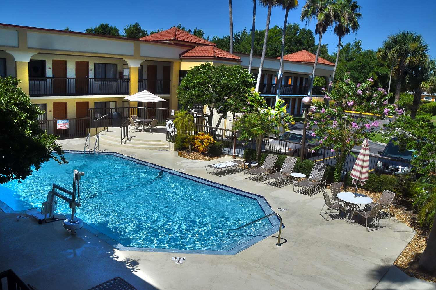 Best Western Orlando East Inn & Suites