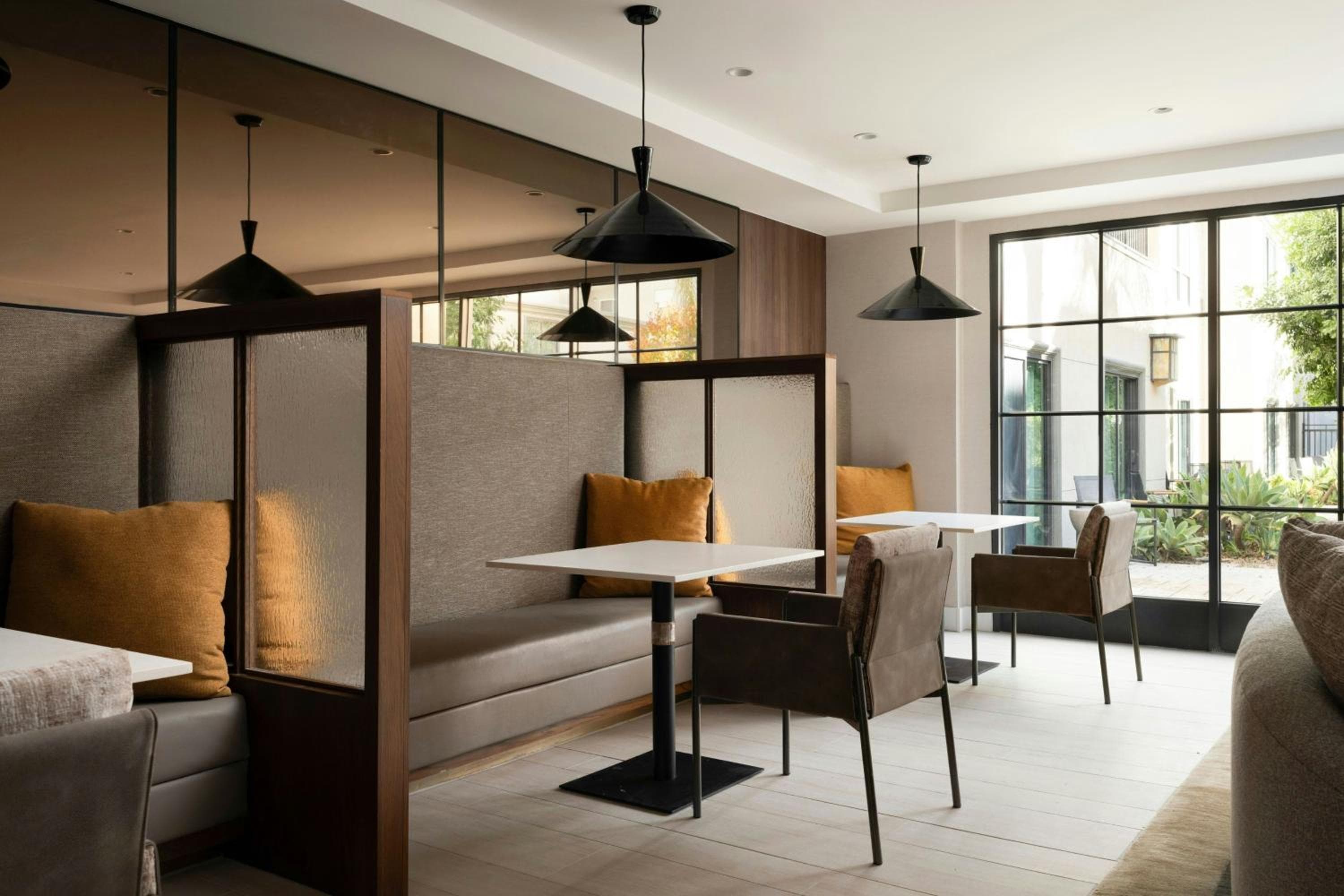 Courtyard by Marriott Los Angeles Pasadena/Old Town