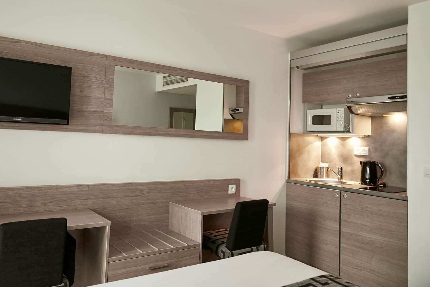 Tulip Inn Massy Palaiseau - Residence