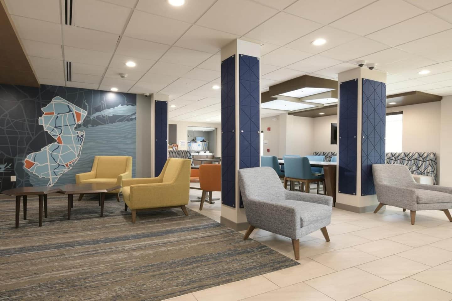 Holiday Inn Express & Suites - Williamstown - Glassboro, an IHG Hotel