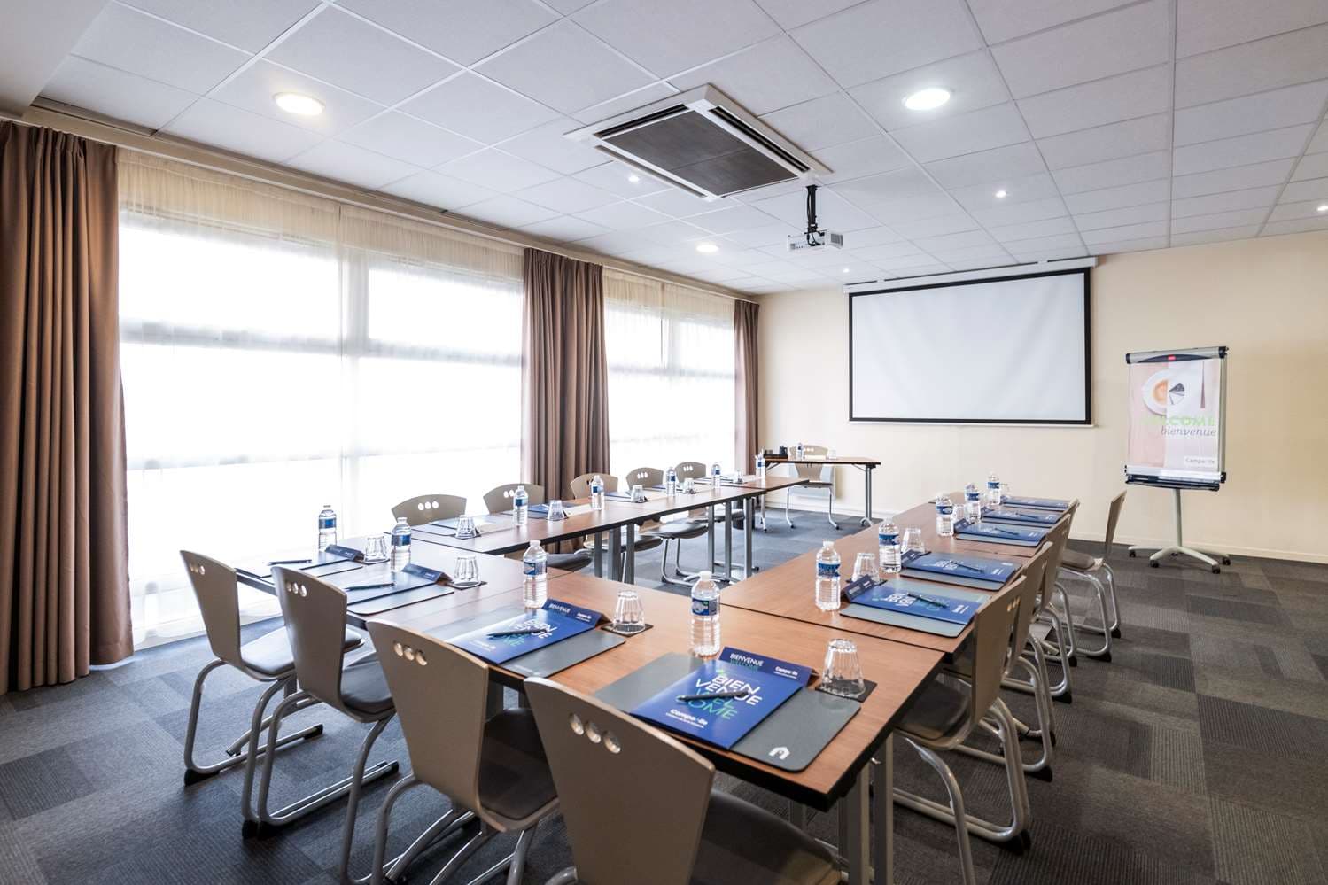 Campanile Reims Centre - Cathédrale