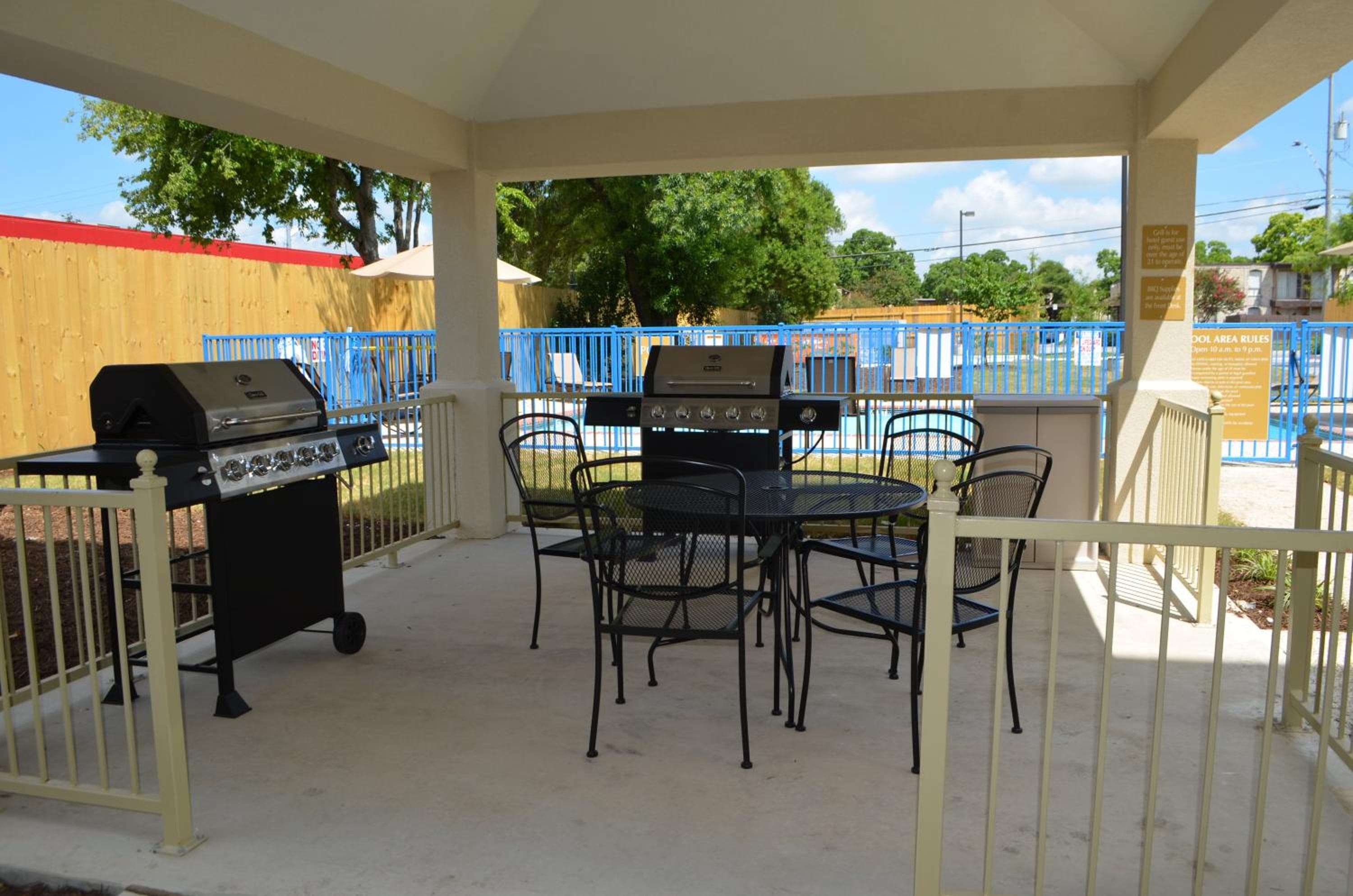 Candlewood Suites San Antonio Airport, an IHG Hotel