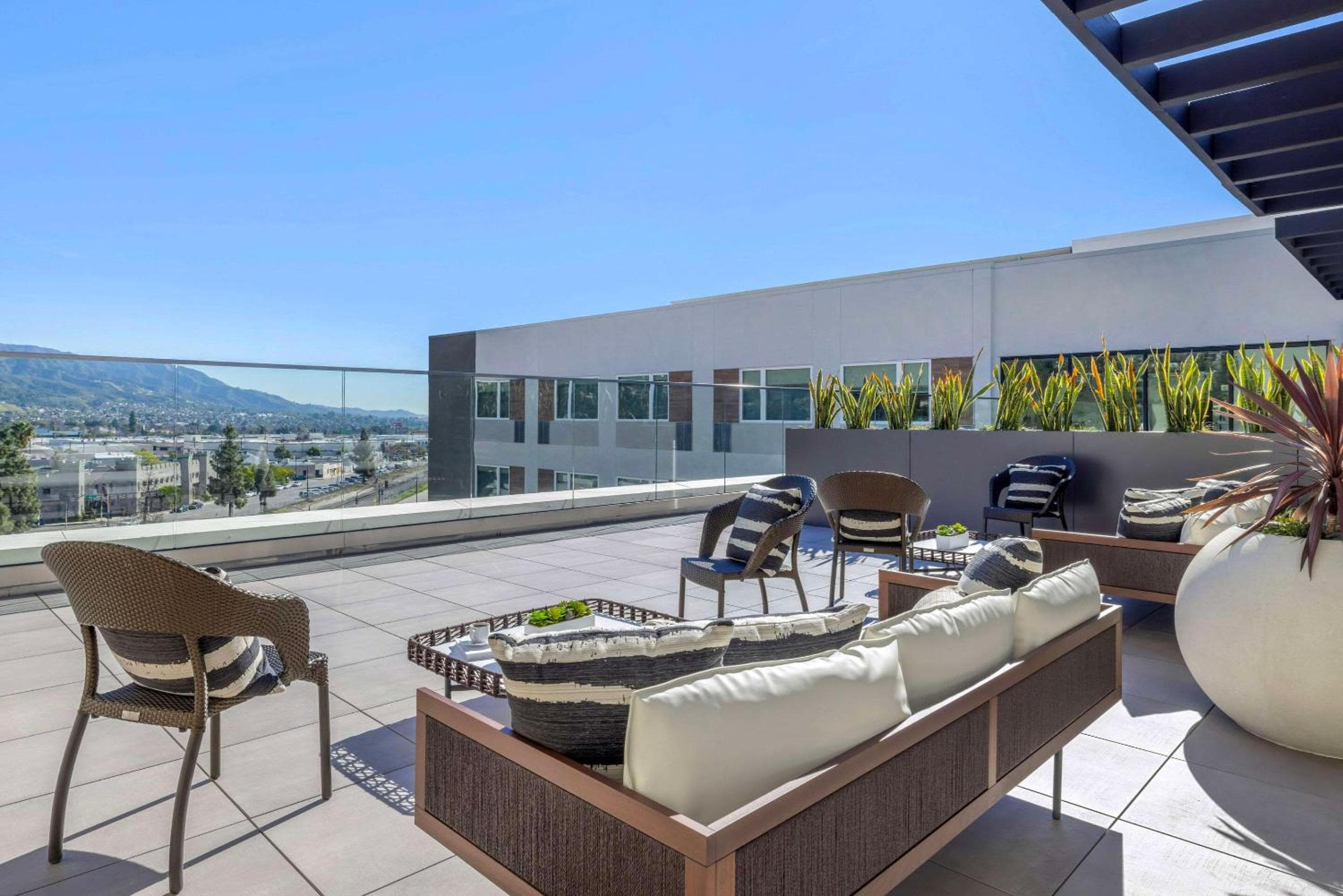 Cambria Hotel Burbank Airport