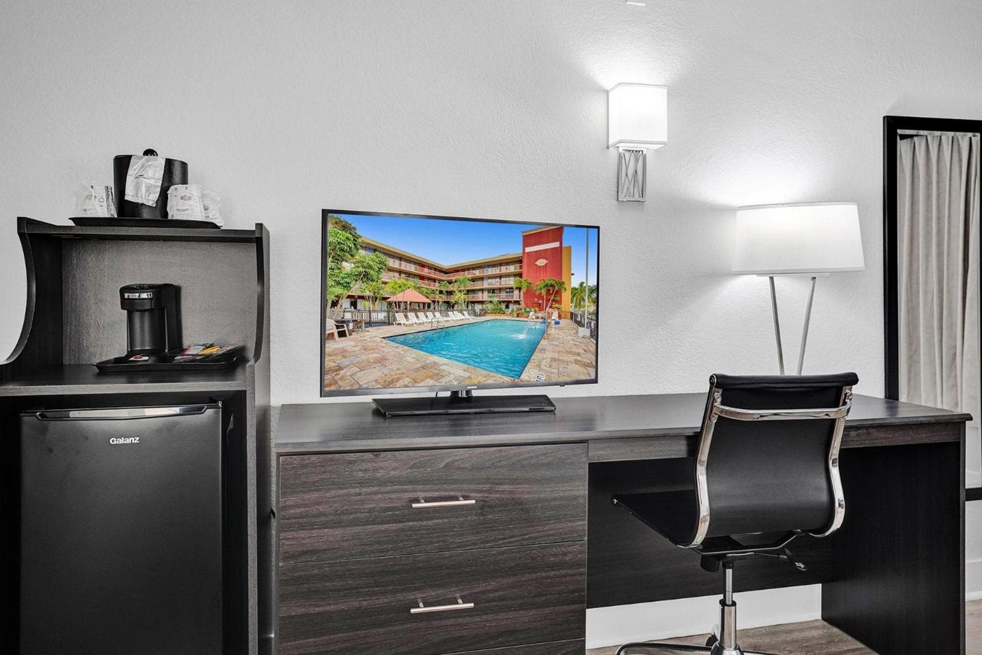 The Harrison Downtown Hotel