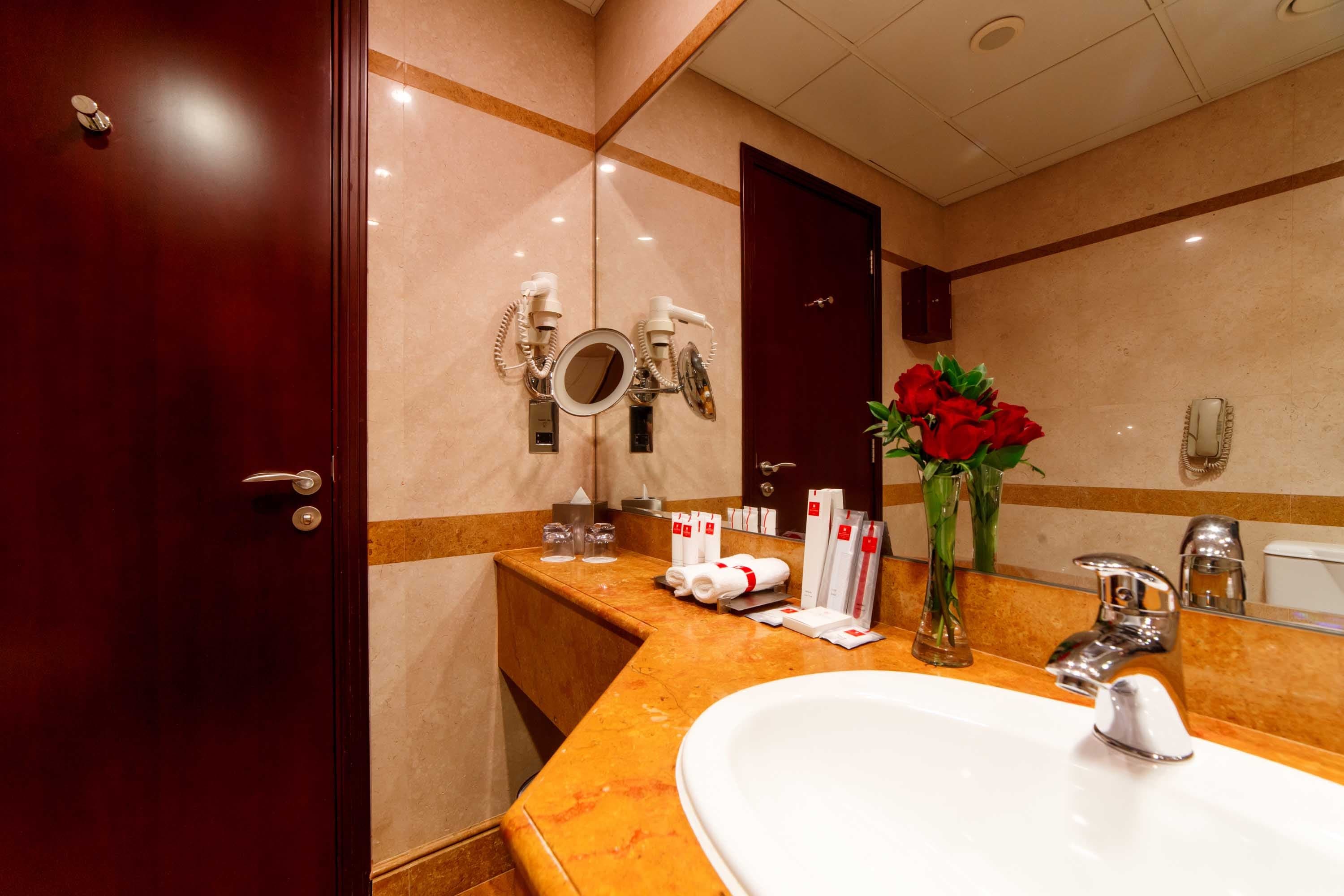 Grand Millennium Dubai Hotel