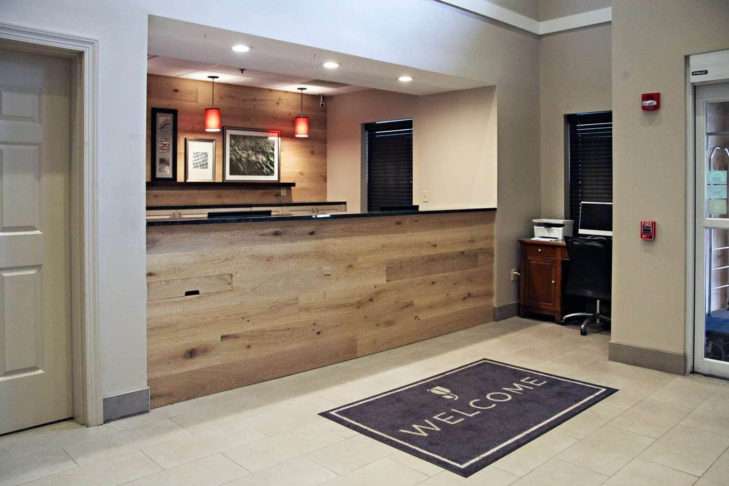 Country Inn & Suites by Radisson, Frackville (Pottsville), PA