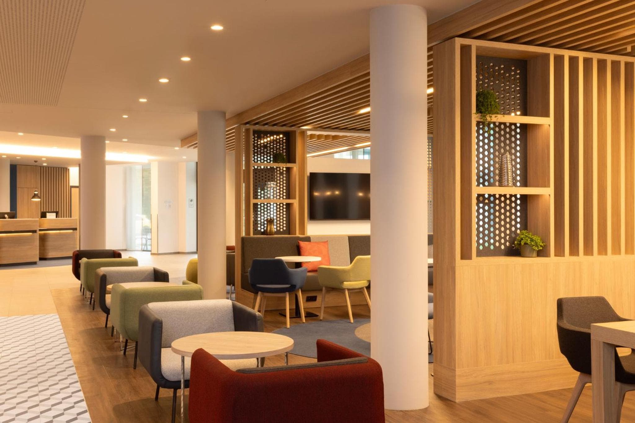 Holiday Inn Express Brussels - Airport by IHG