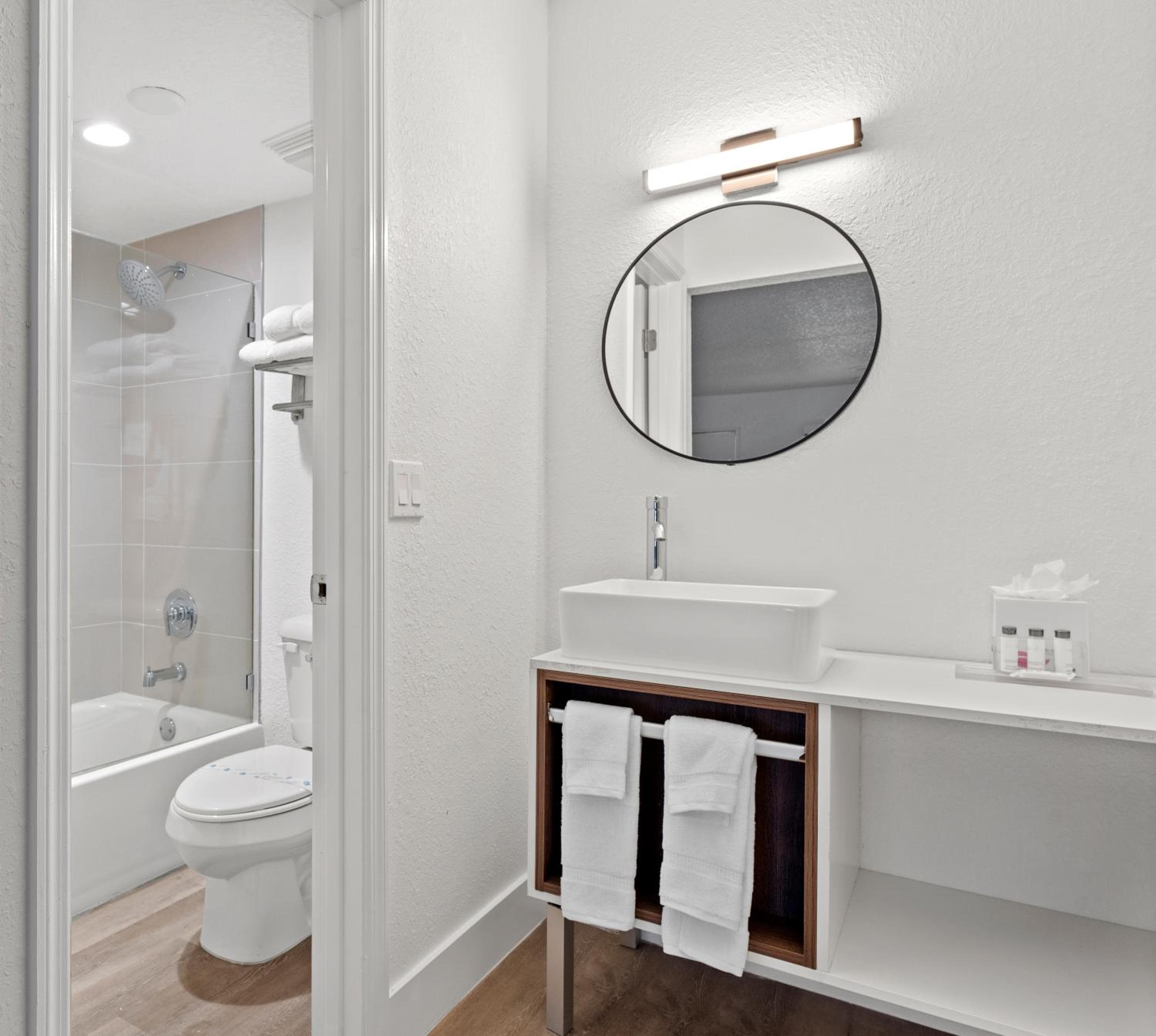 Baymont by Wyndham Jacksonville Airport