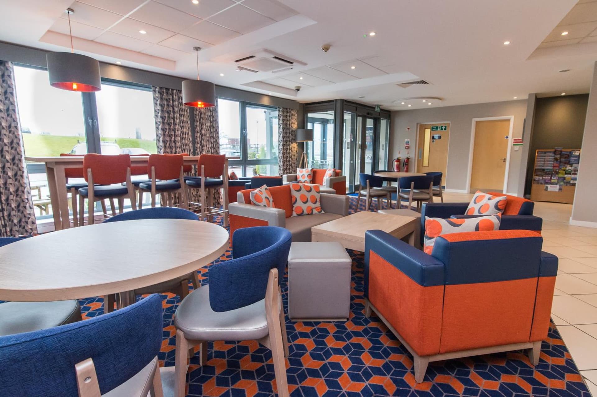 Holiday Inn Express - Dunfermline