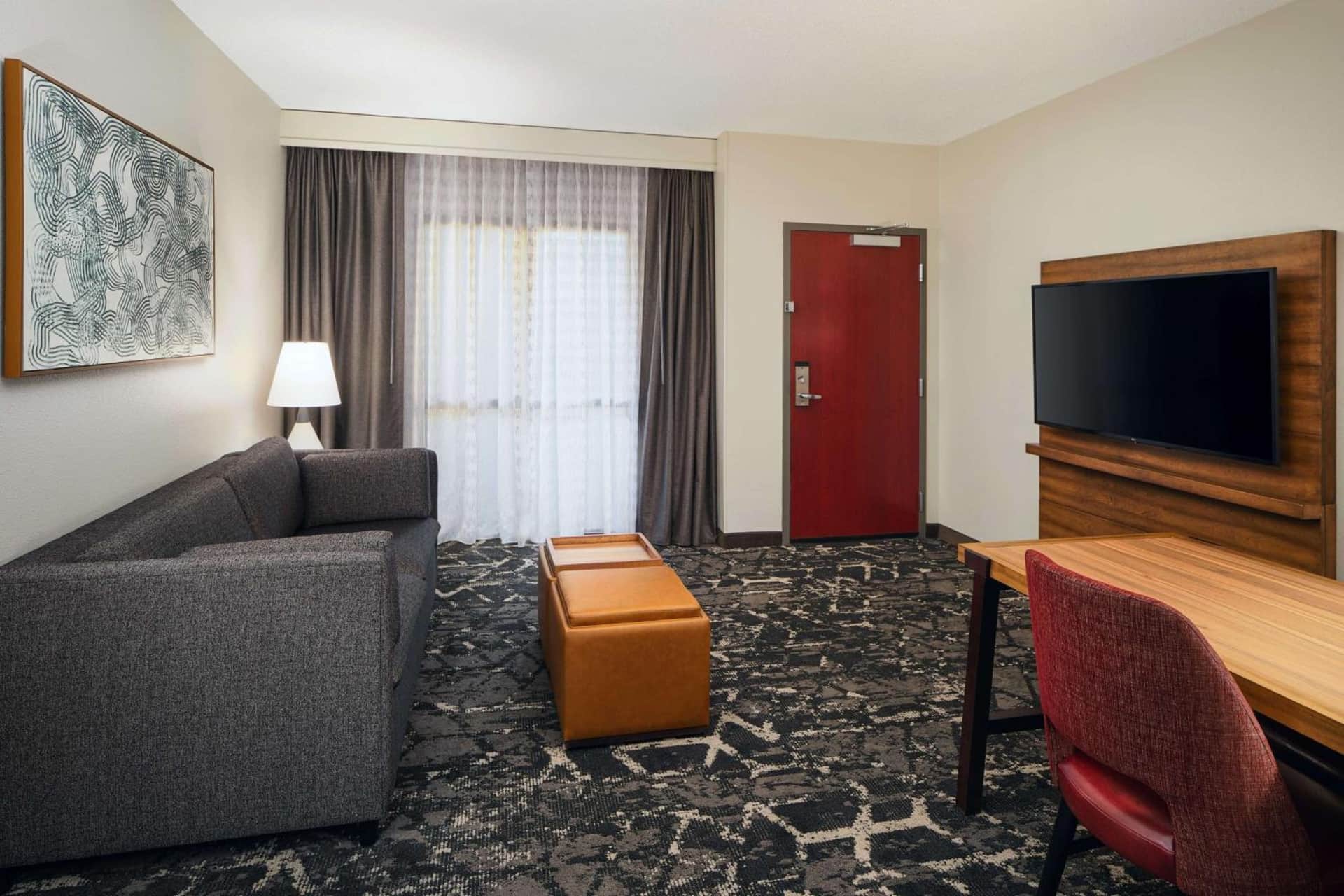 Embassy Suites by Hilton Hampton Convention Center