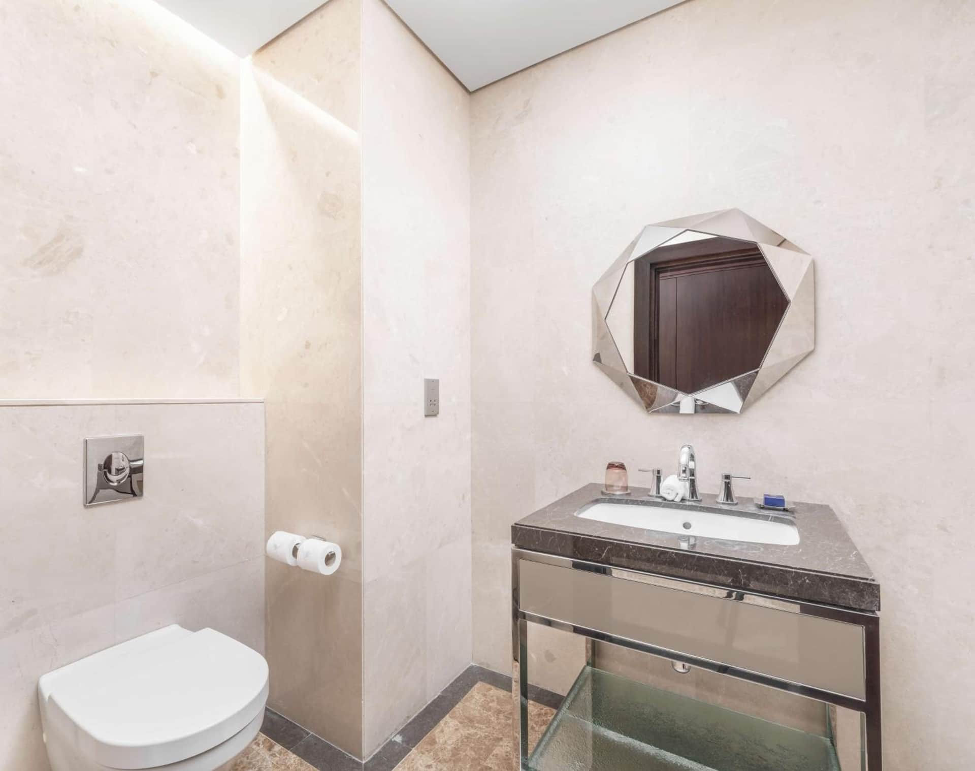 The Hotel Galleria Jeddah, Curio Collection by Hilton