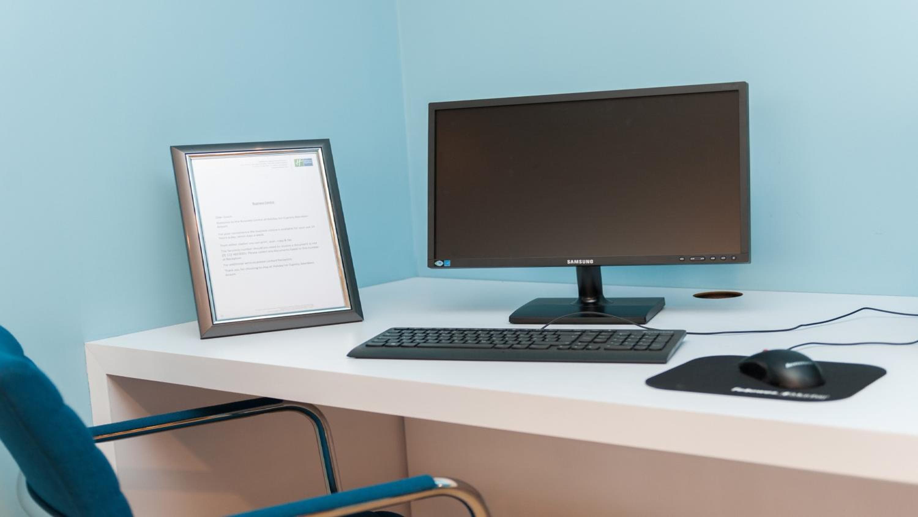 Holiday Inn Express Aberdeen Airport