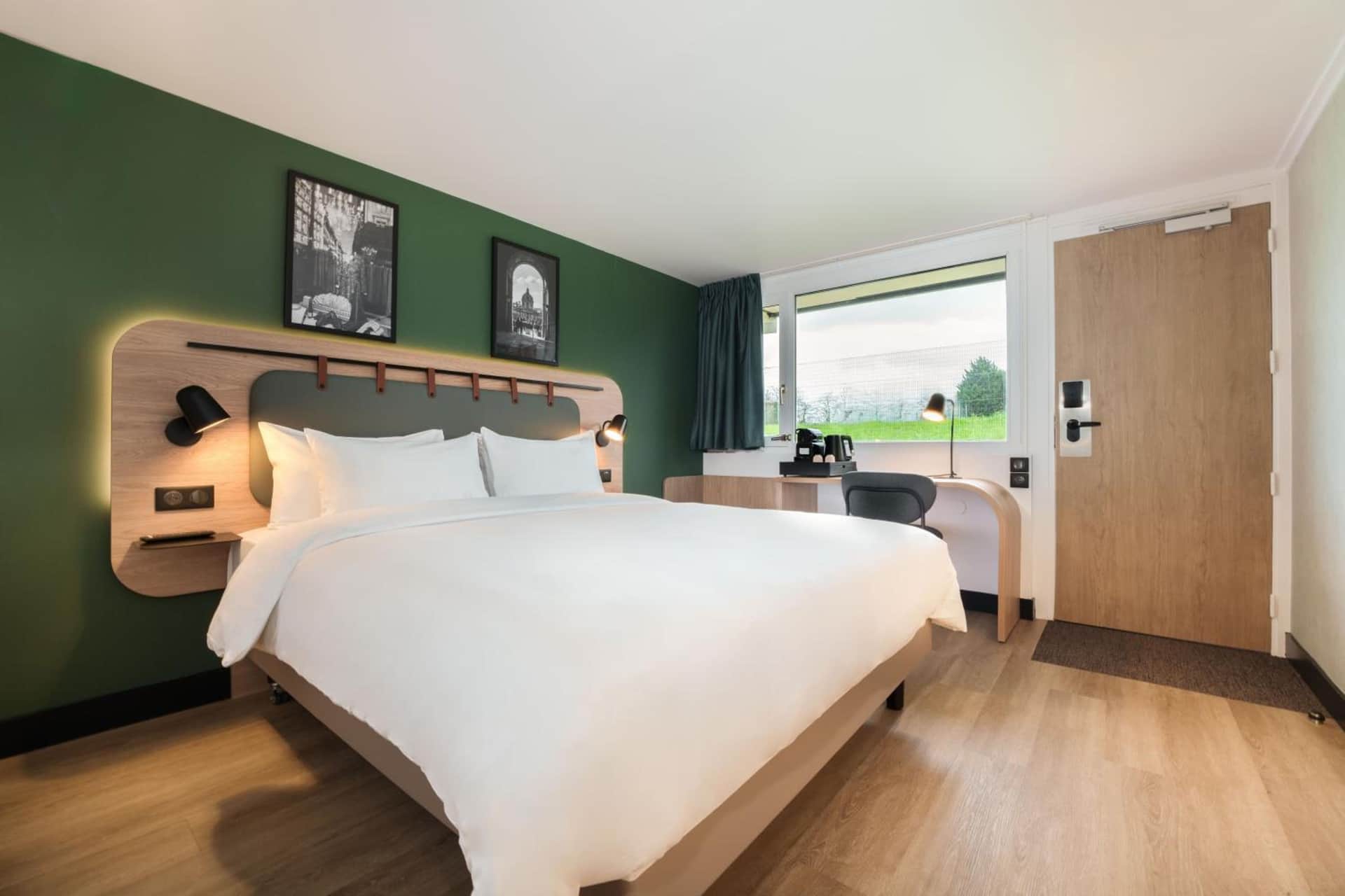 Campanile NATURE - Paris Ouest Gennevilliers Port