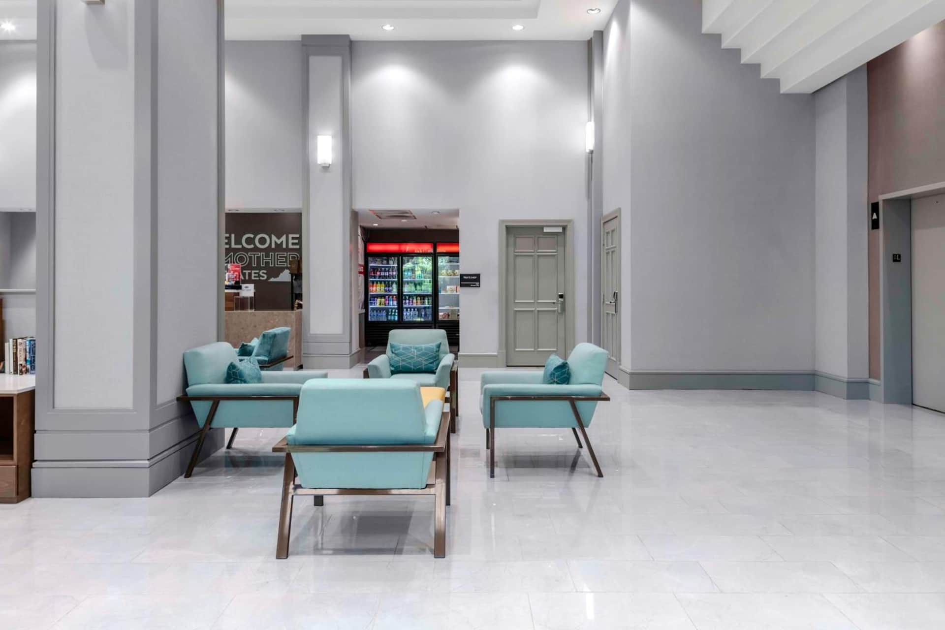 Hampton Inn & Suites Arlington Crystal City DCA