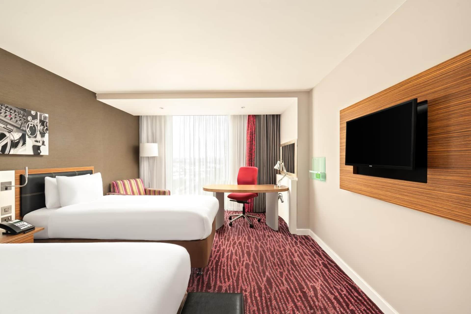 Holiday Inn Manchester-Mediacityuk by IHG