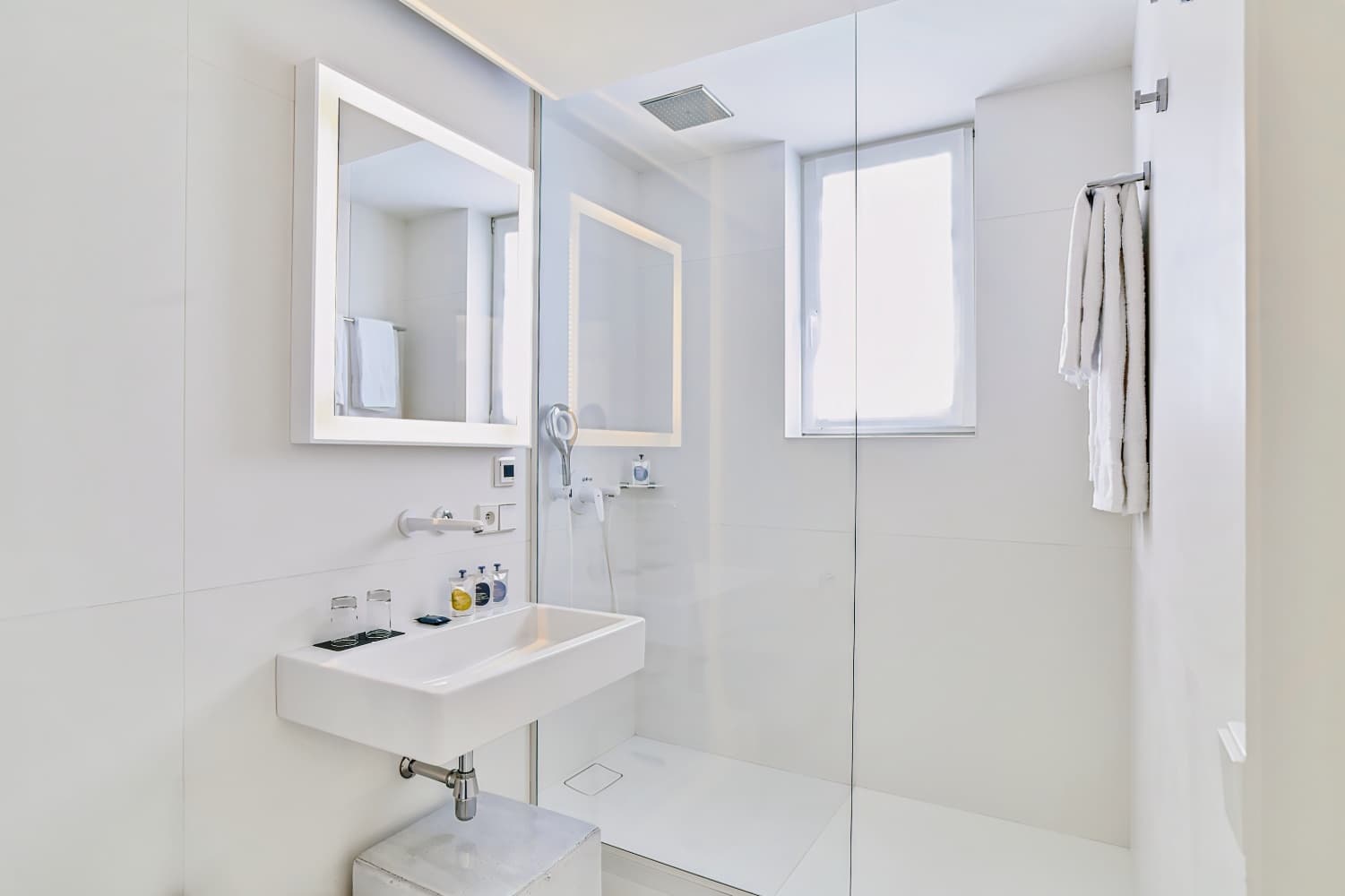 9Hotel Sablon
